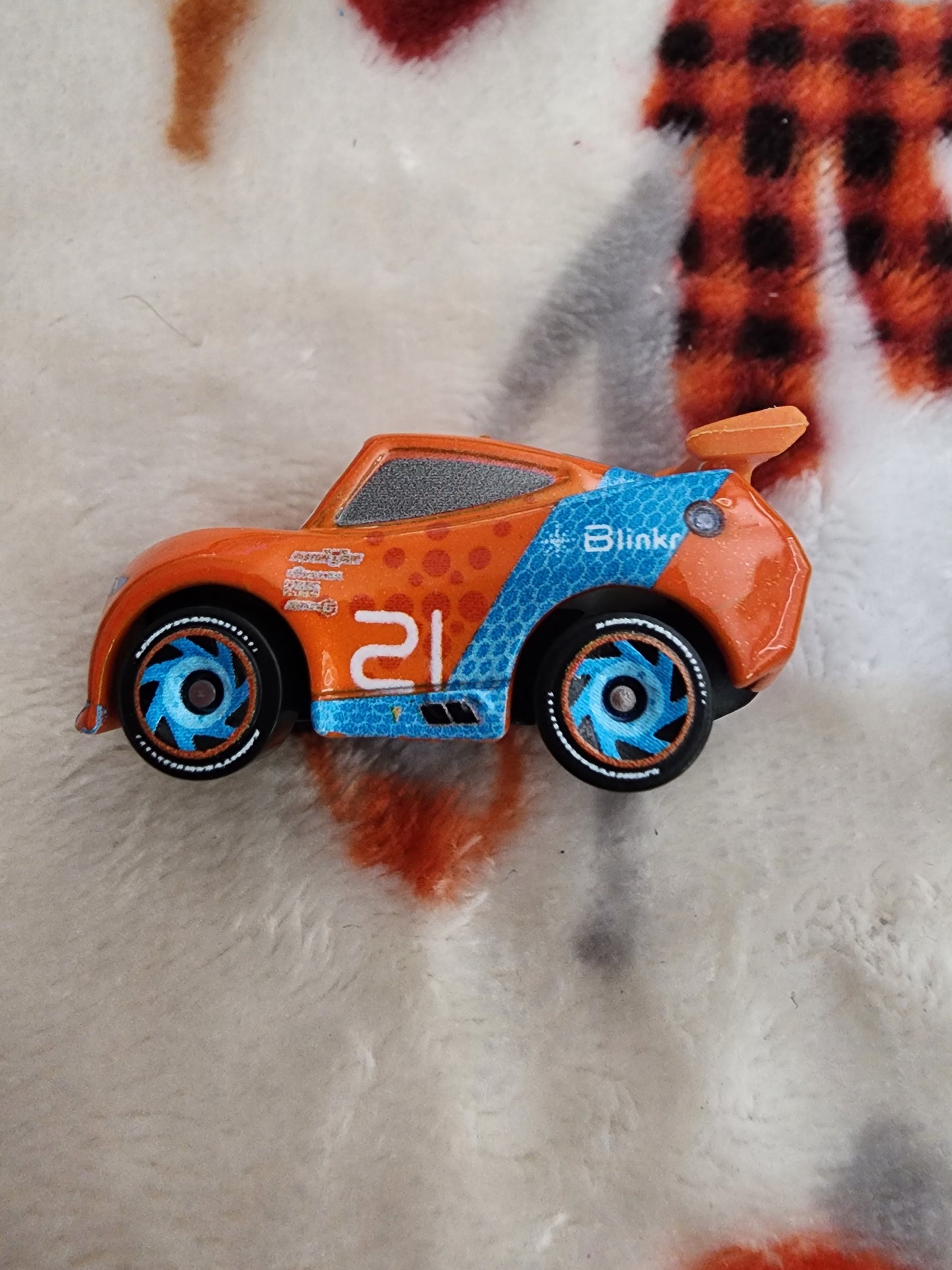 Disney Pixar Cars Metal Mystery Mini Racers Car