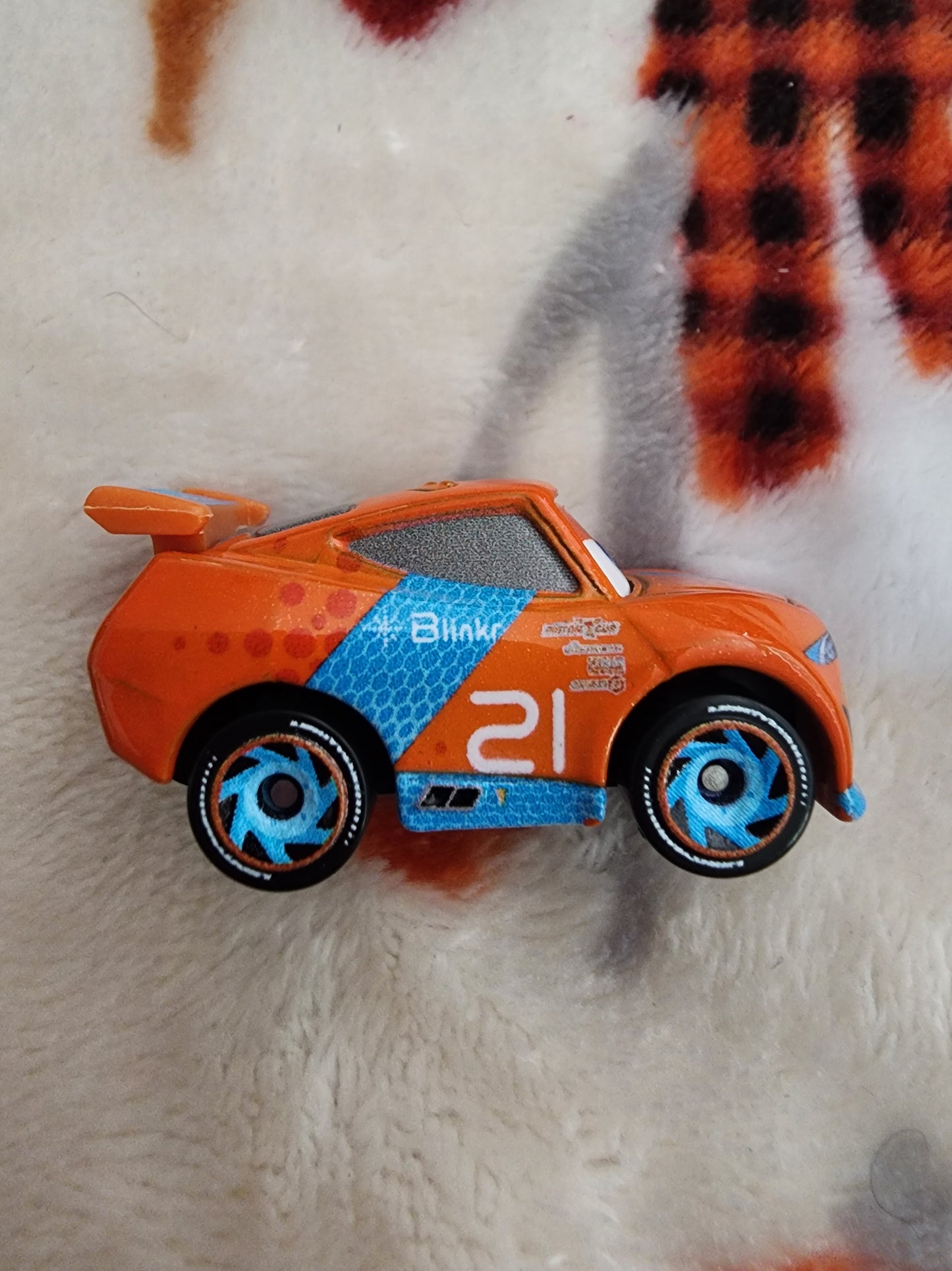 Disney Pixar Cars Metal Mystery Mini Racers Car