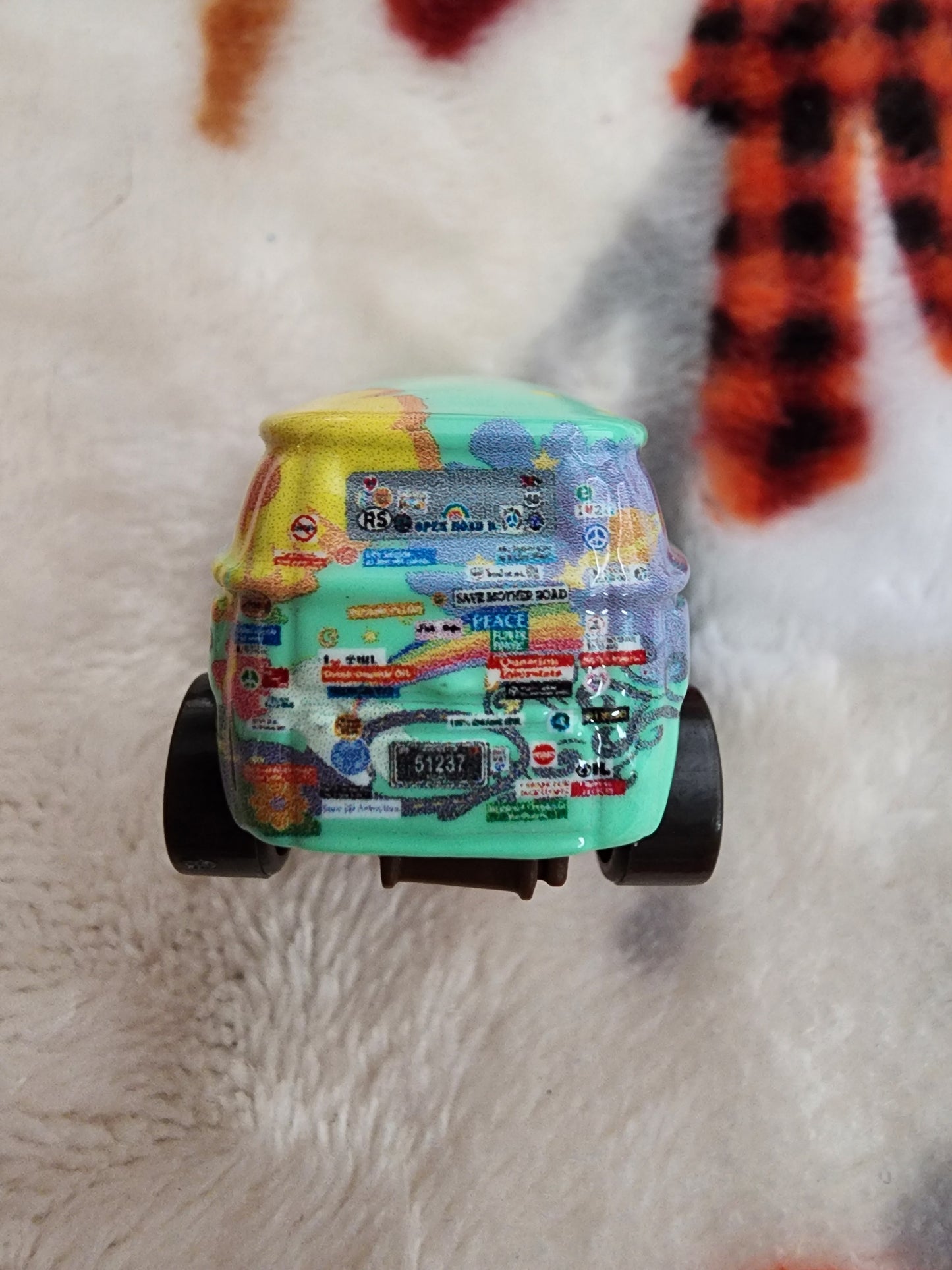 Disney Pixar Cars Metal Mystery Mini Racers Car