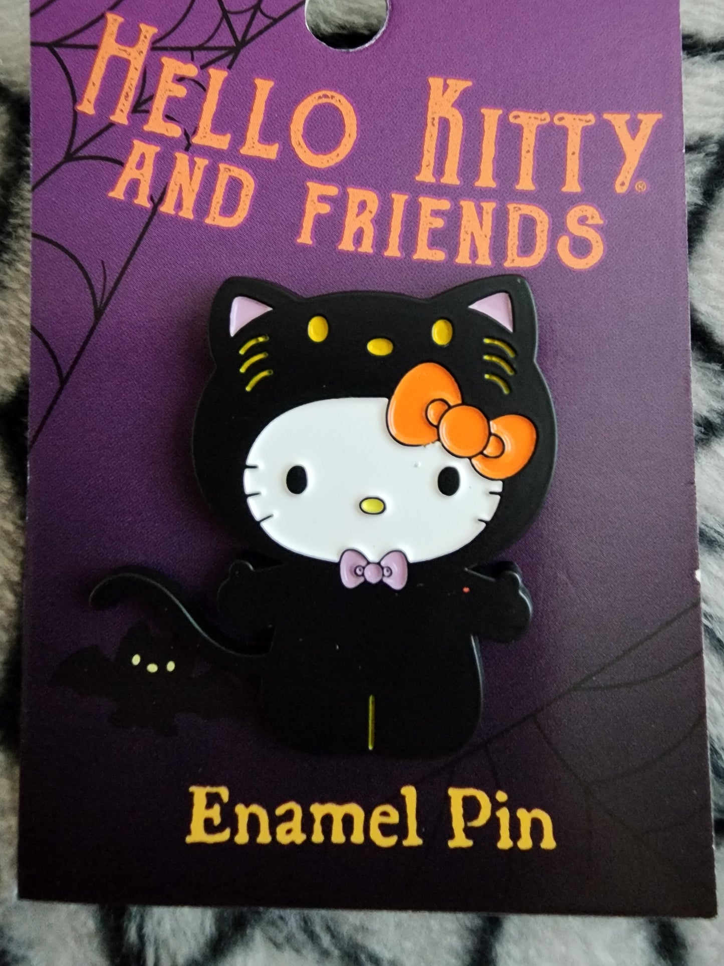 Hello Kitty and Friends Halloween Pin