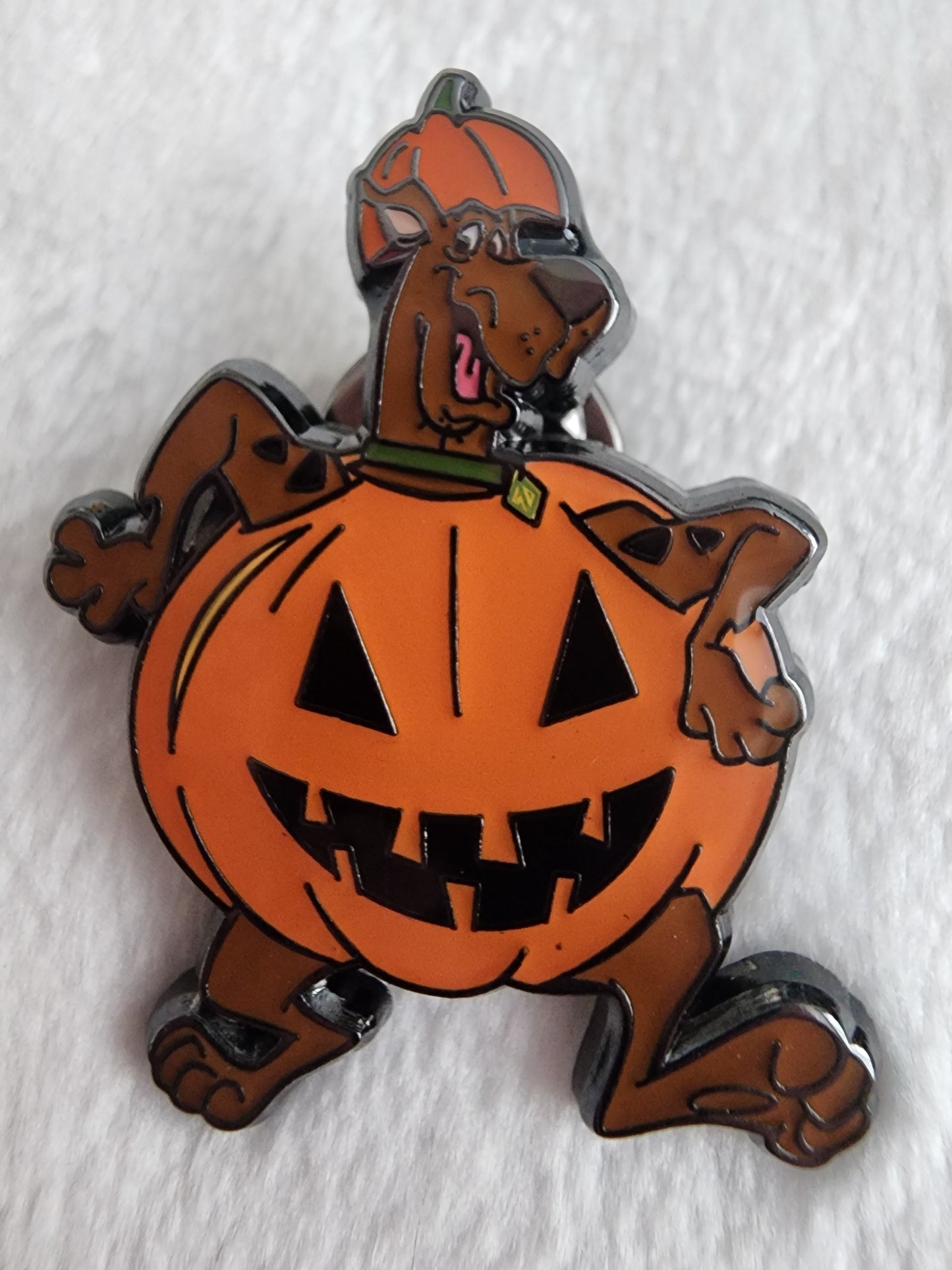 Loungefly Scooby-Doo Halloween Mystery Pins