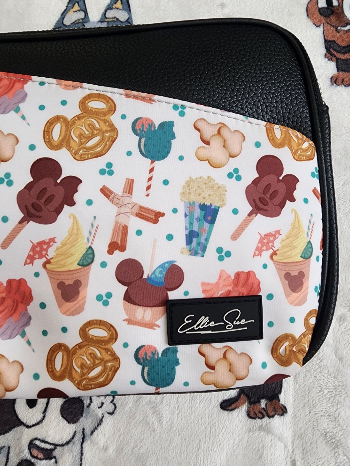 Ellie Sue Disneyland Park Snacks Crossbody Bag