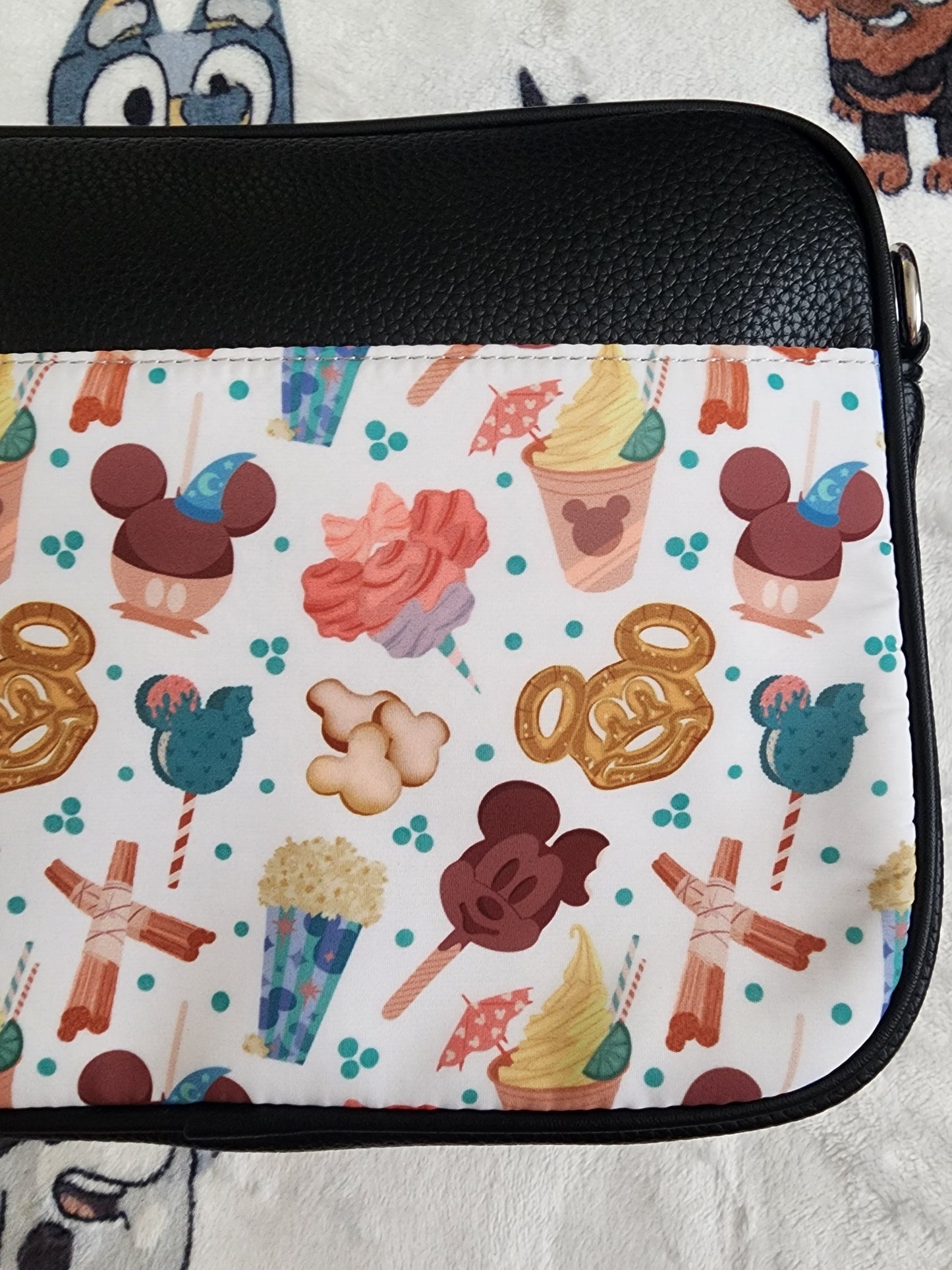 Ellie Sue Disneyland Park Snacks Crossbody Bag