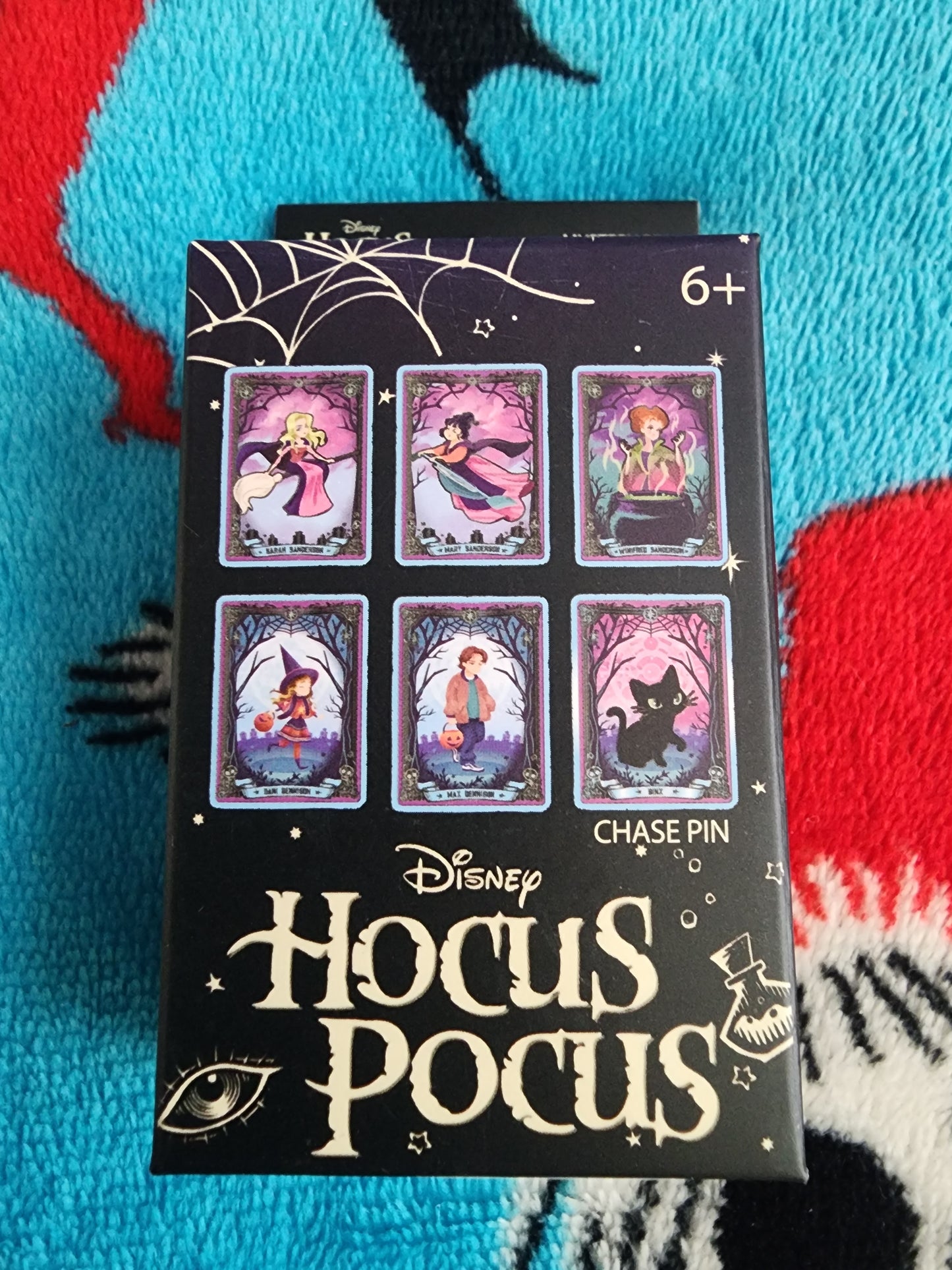 Loungefly Disney Hocus-Pocus Mystery Pins