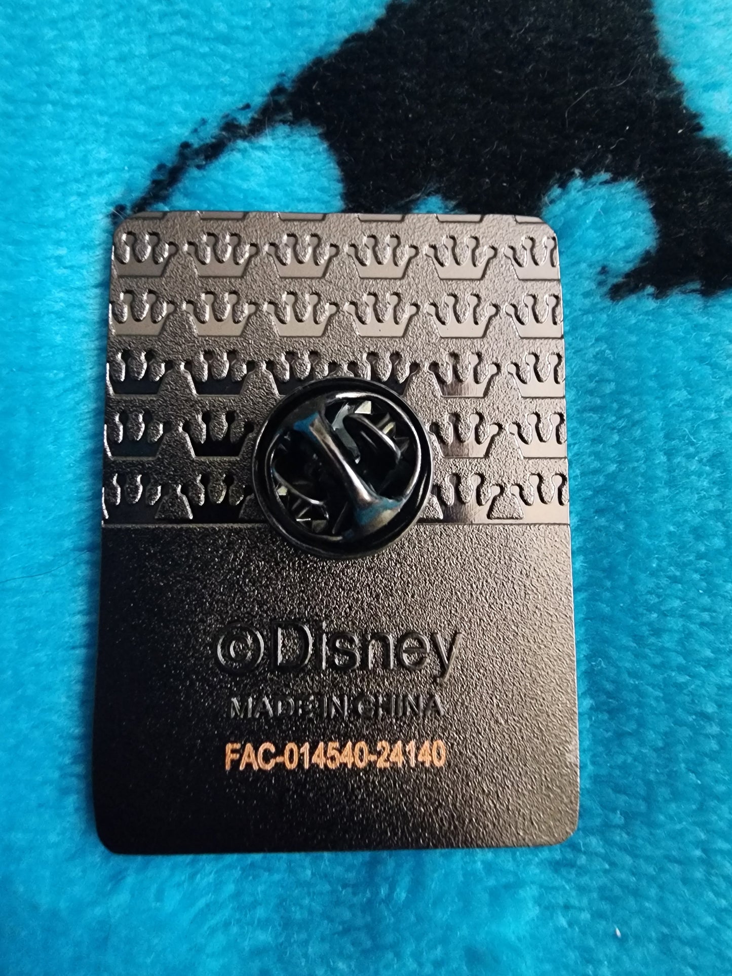 Loungefly Disney Hocus-Pocus Mystery Pins