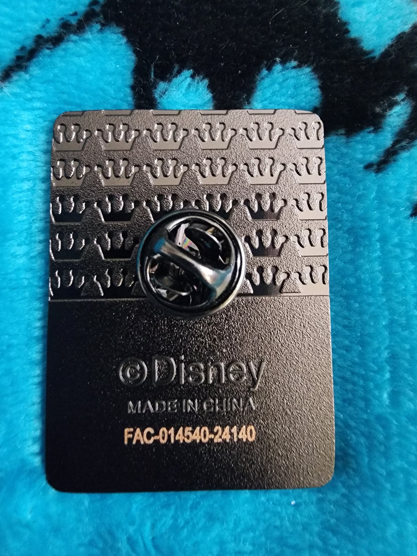 Loungefly Disney Hocus-Pocus Mystery Pins