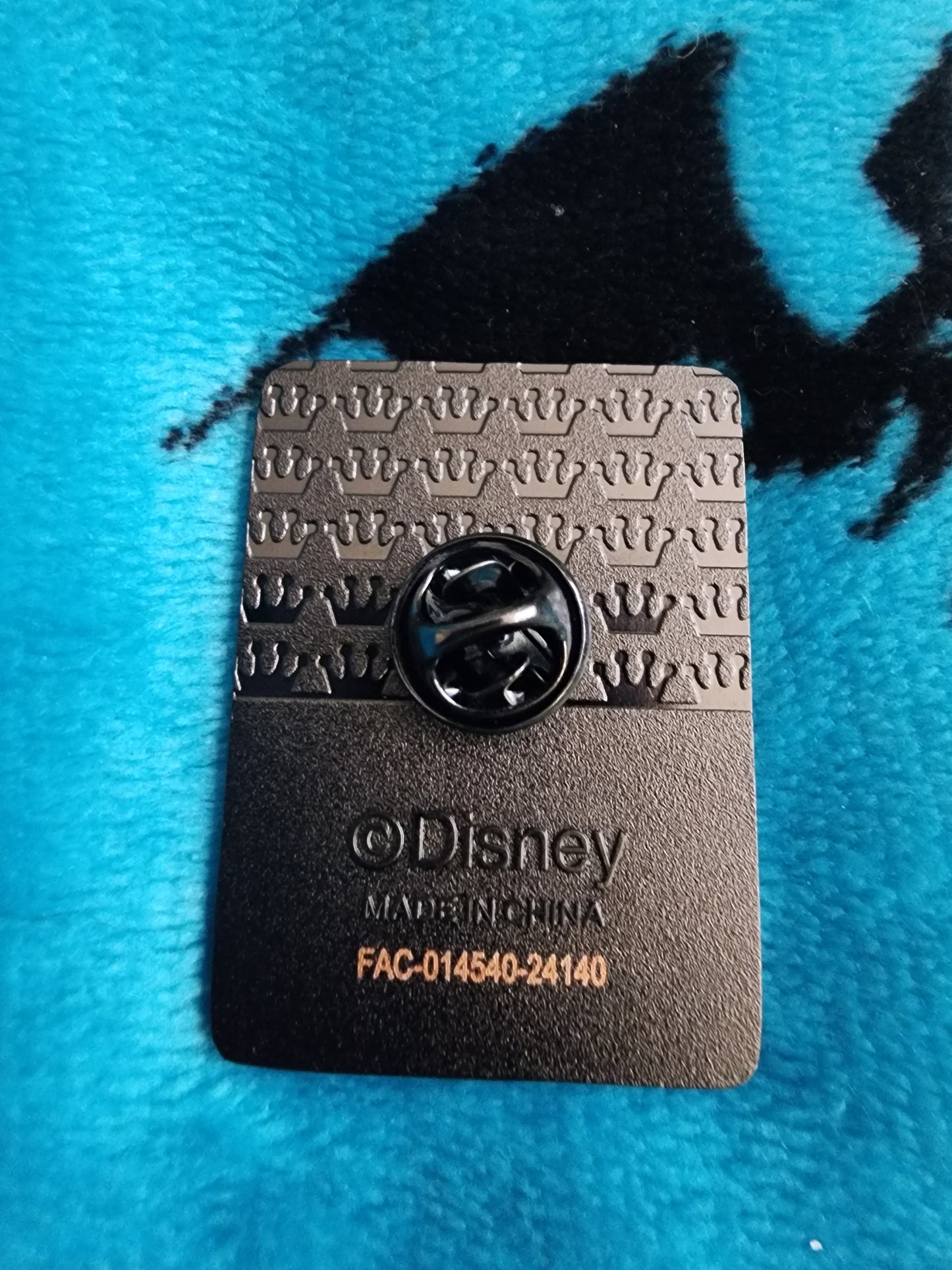 Loungefly Disney Hocus-Pocus Mystery Pins