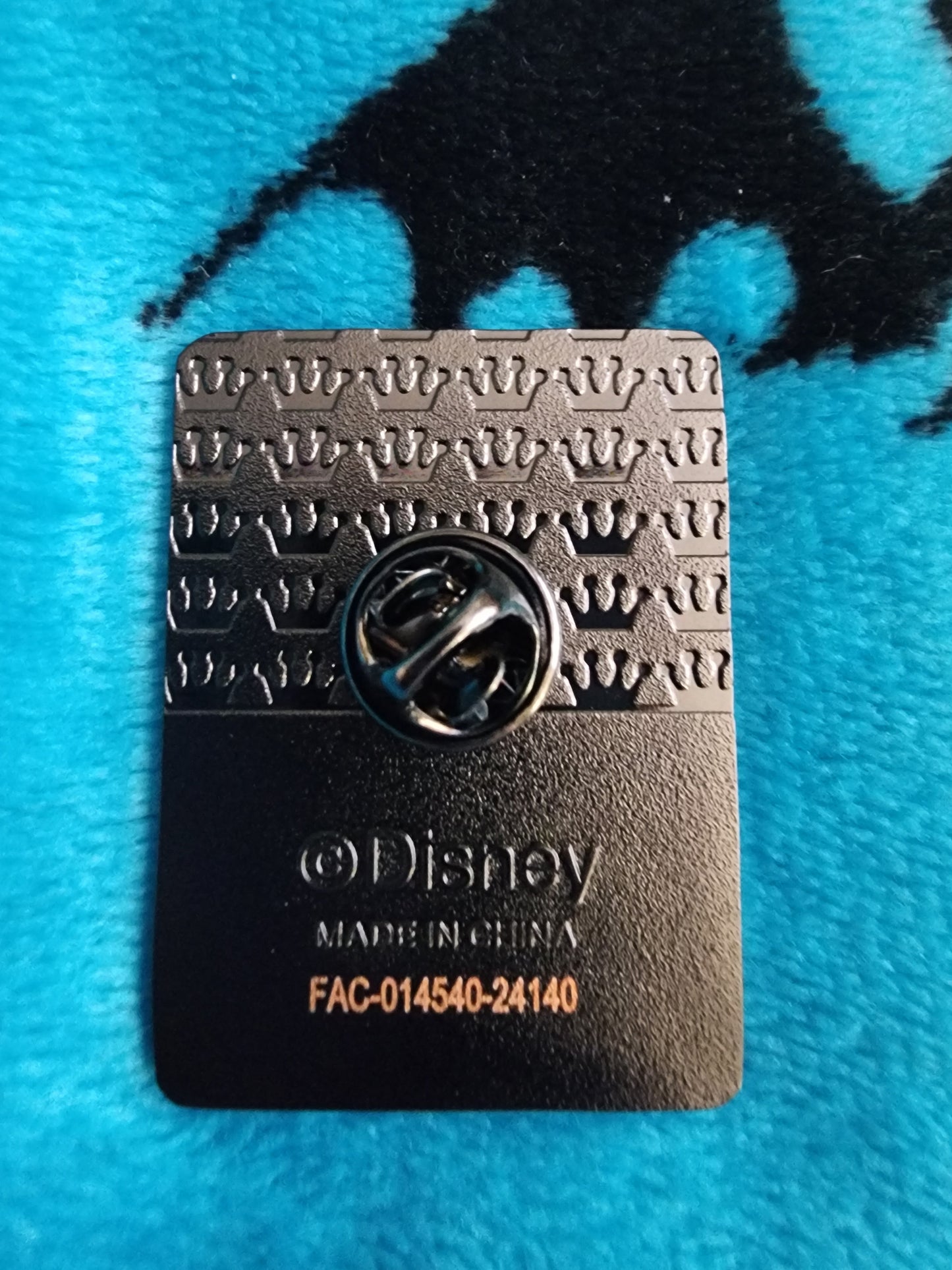 Loungefly Disney Hocus-Pocus Mystery Pins