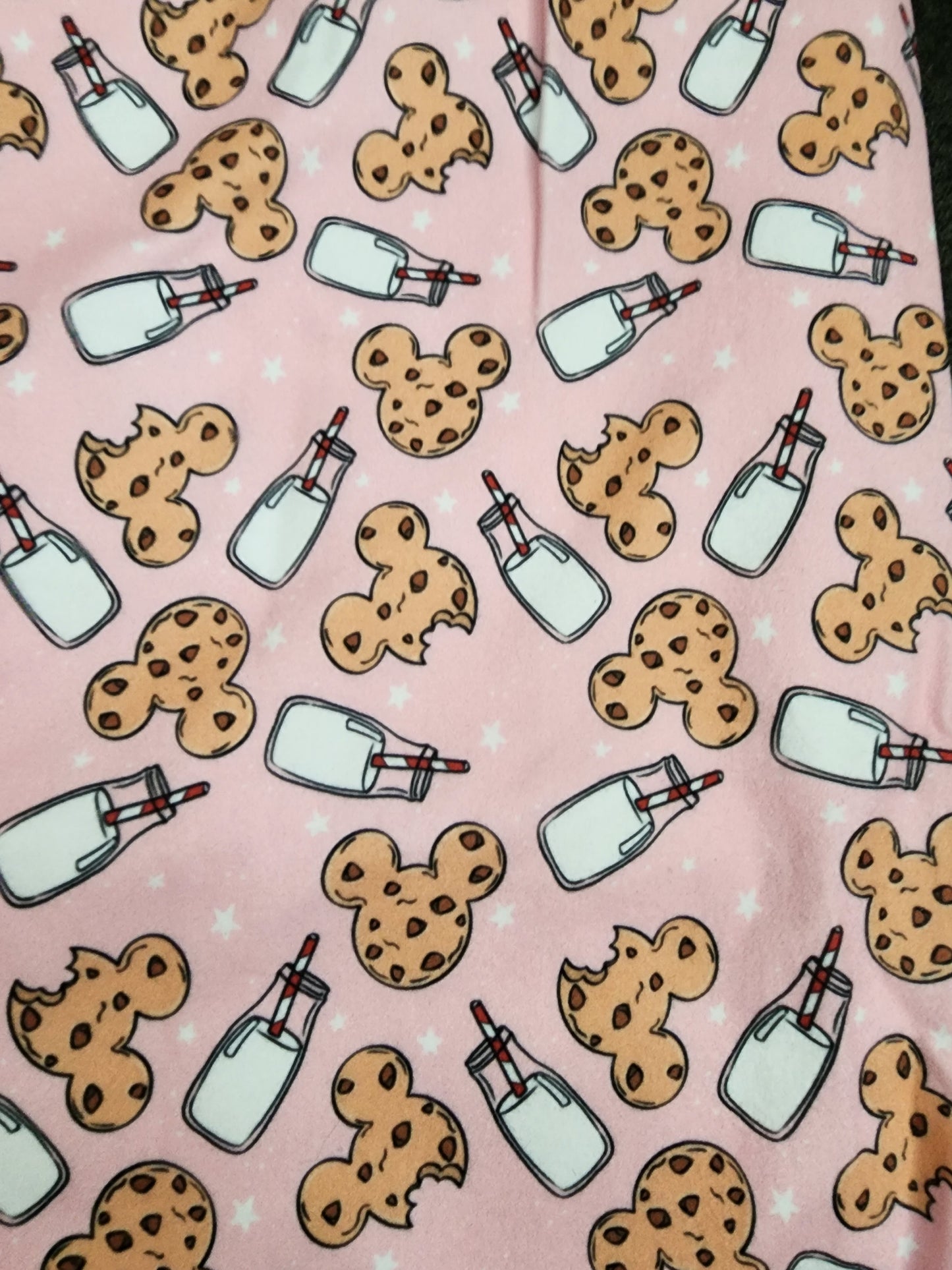 *Disney Mickey Mouse Milk and Cookies Leggings