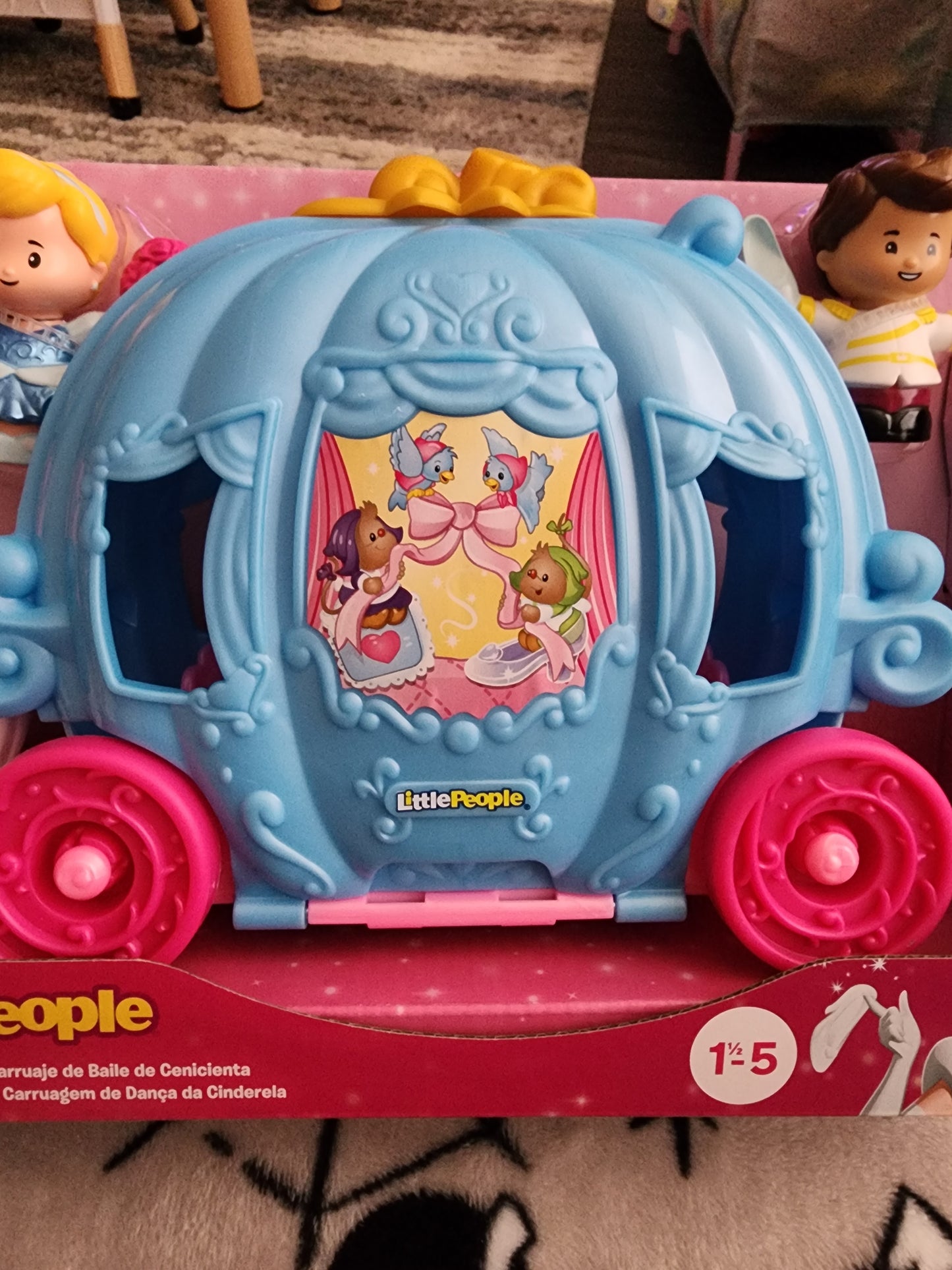 Fisher Price Disney Princess Little People Cinderella's Dancing Carriage