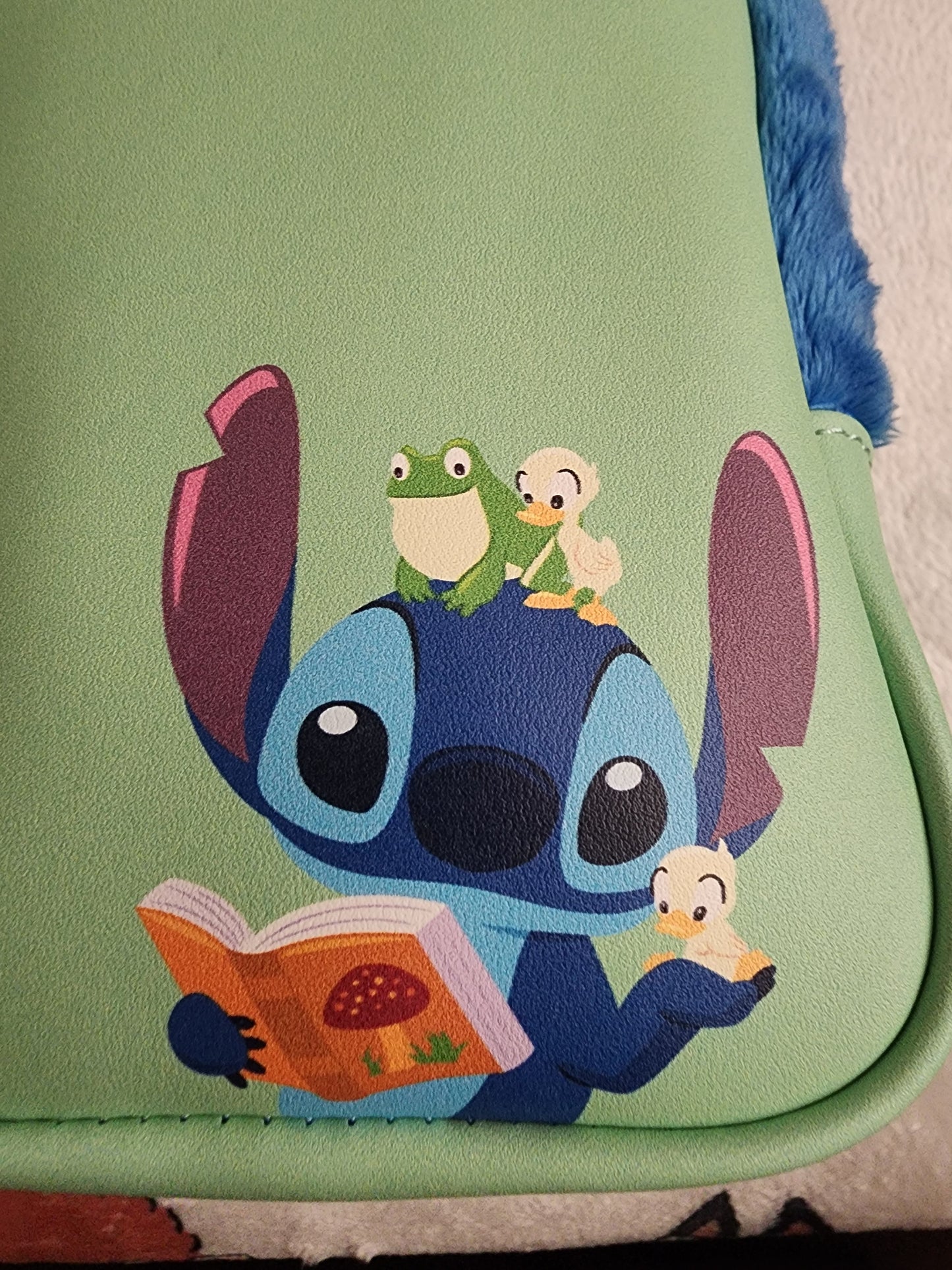 Loungefly Disney Stitch Reading Books Exclusive Pencil Case Bag Clip