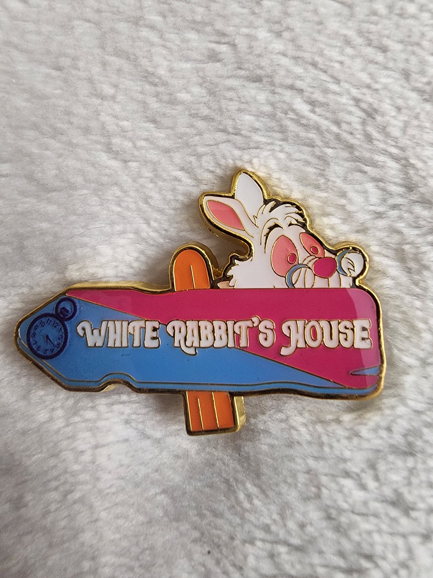Loungefly Disney Alice in Wonderland Sign Mystery Pins