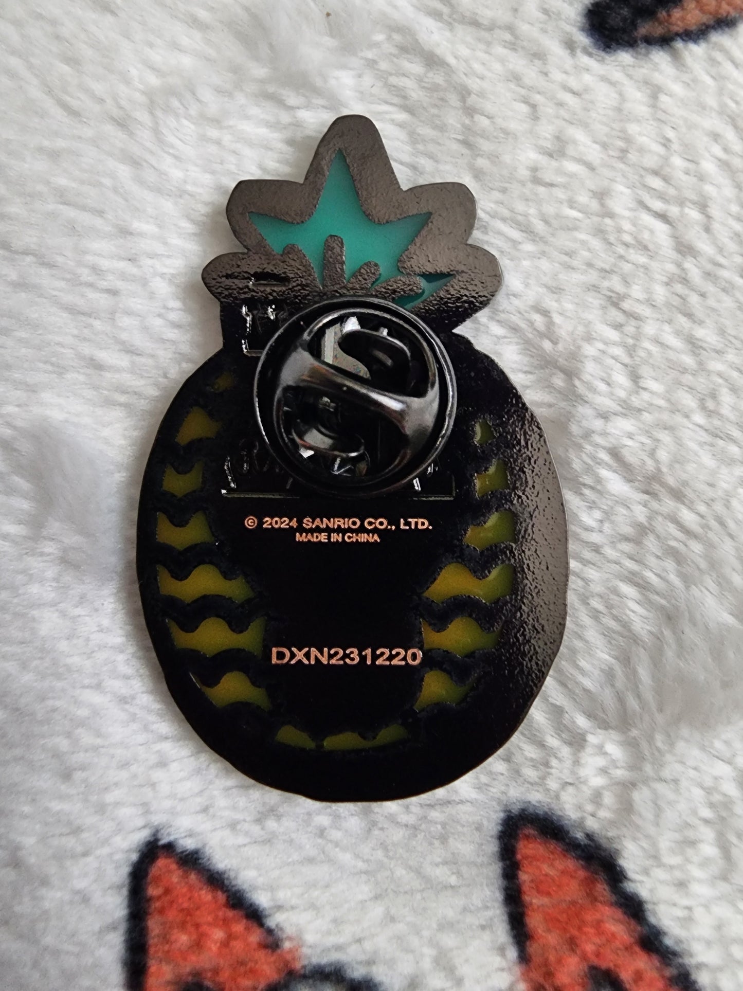 Loungefly Hello Kitty and Friends Summer Stained Glass Mystery Pins