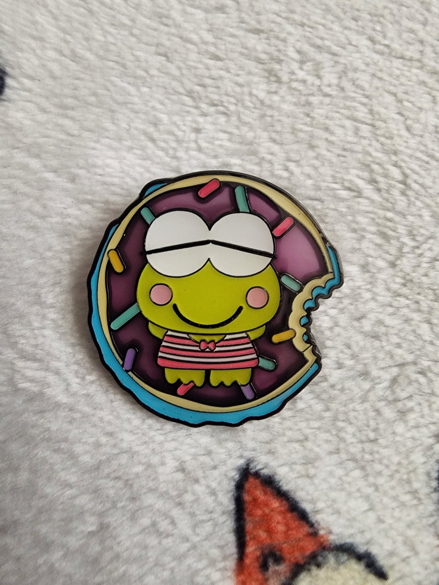 Loungefly Hello Kitty and Friends Summer Stained Glass Mystery Pins
