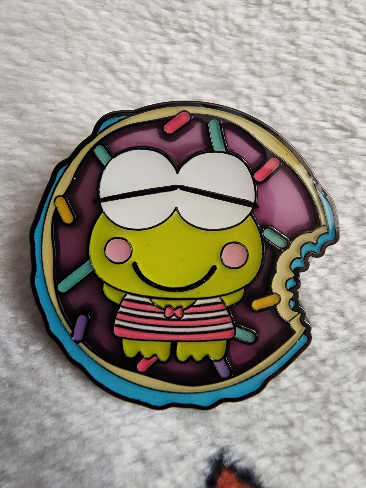 Loungefly Hello Kitty and Friends Summer Stained Glass Mystery Pins