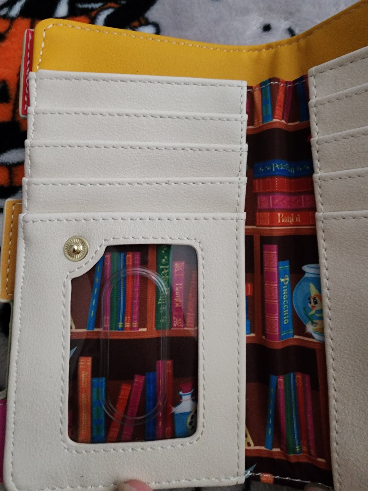 Loungefly Stitch Shoppe Disney Classic Books Wallet/Pin