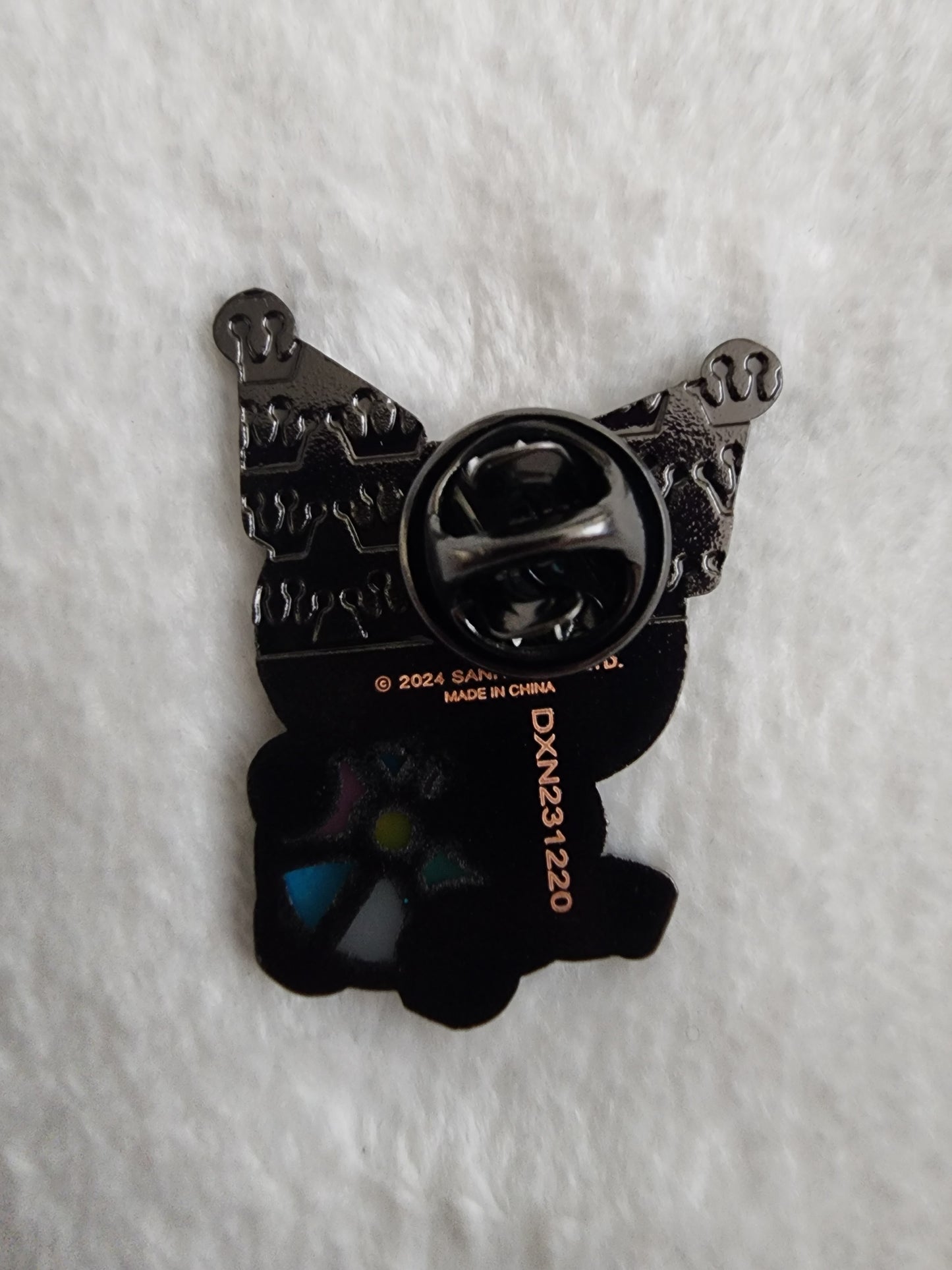 Hello Kitty and Friends Summer Stained Glass Mystery Pins