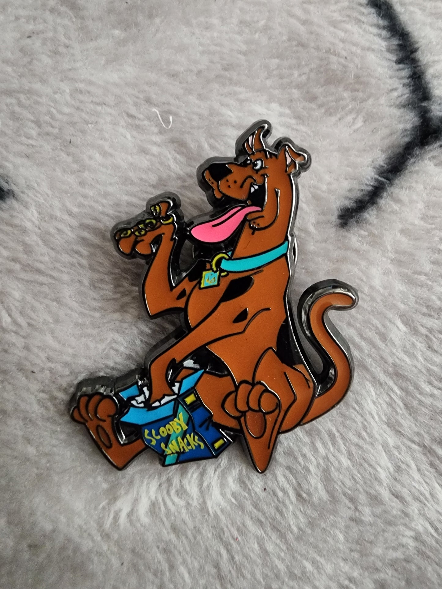 Loungefly Scooby-Doo Food Mystery Pins