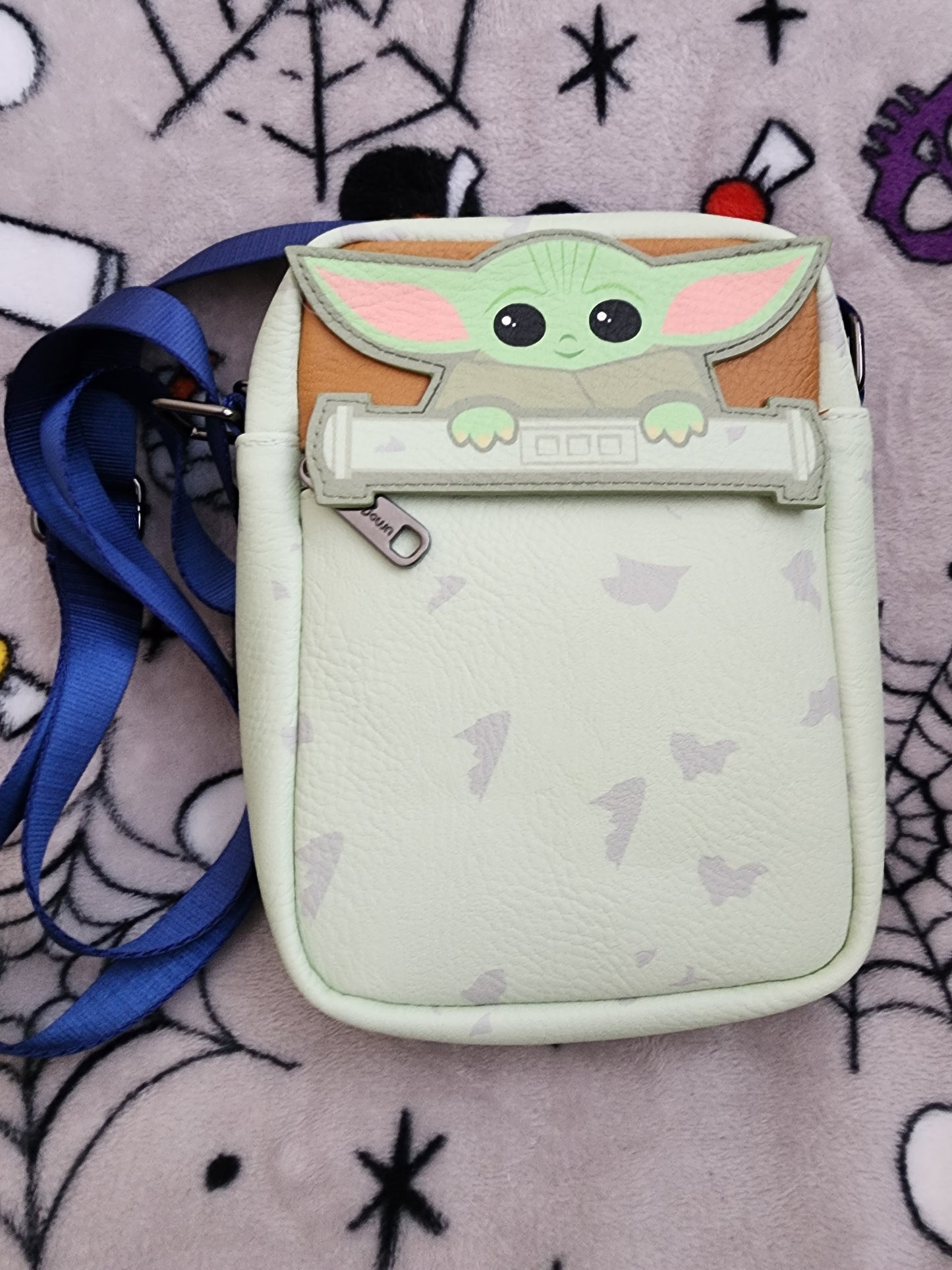 Buckle Down Star Wars Baby Yoda Crossbody Bag