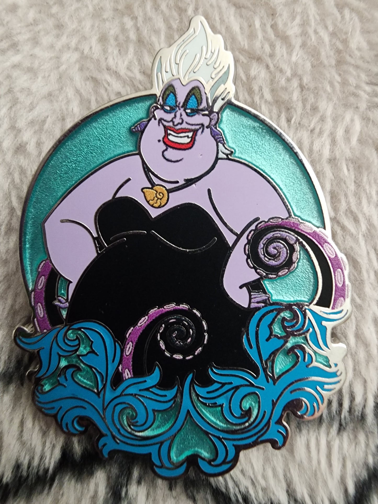 Our Universe Disney Villains Mystery Pins