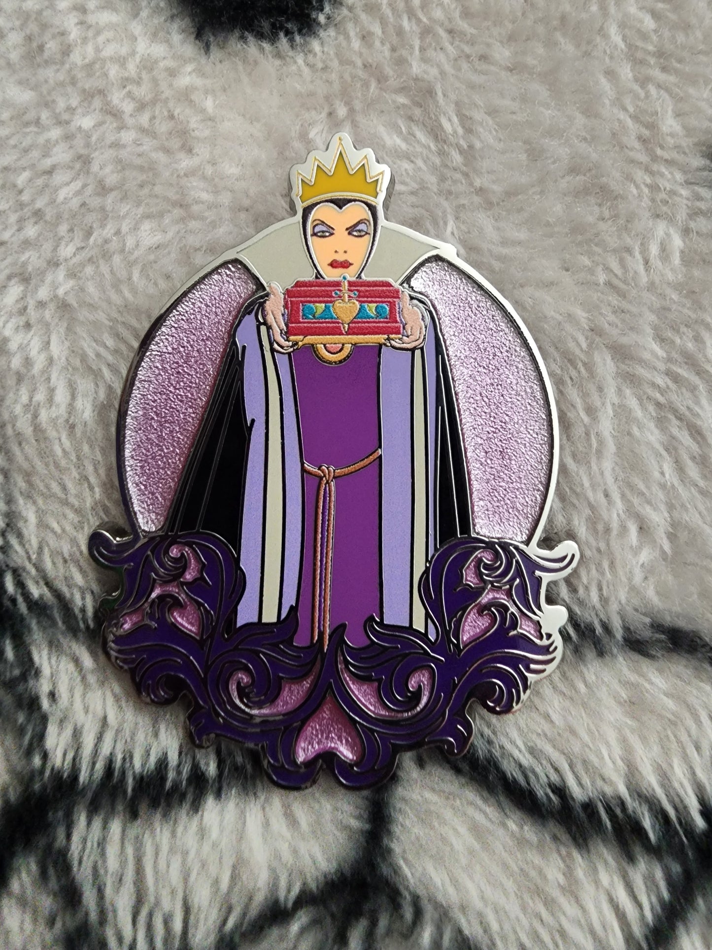 Our Universe Disney Villains Mystery Pins