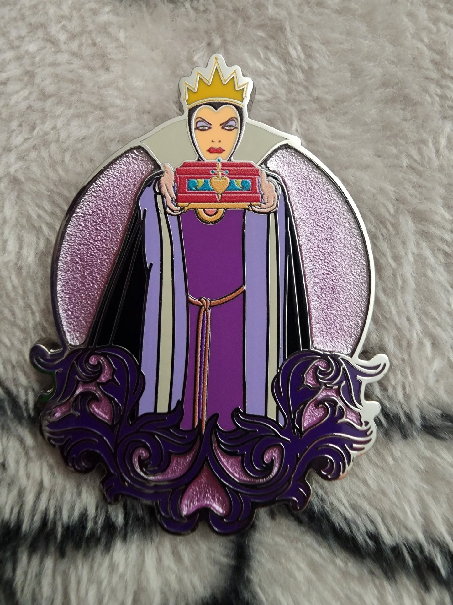 Our Universe Disney Villains Mystery Pins