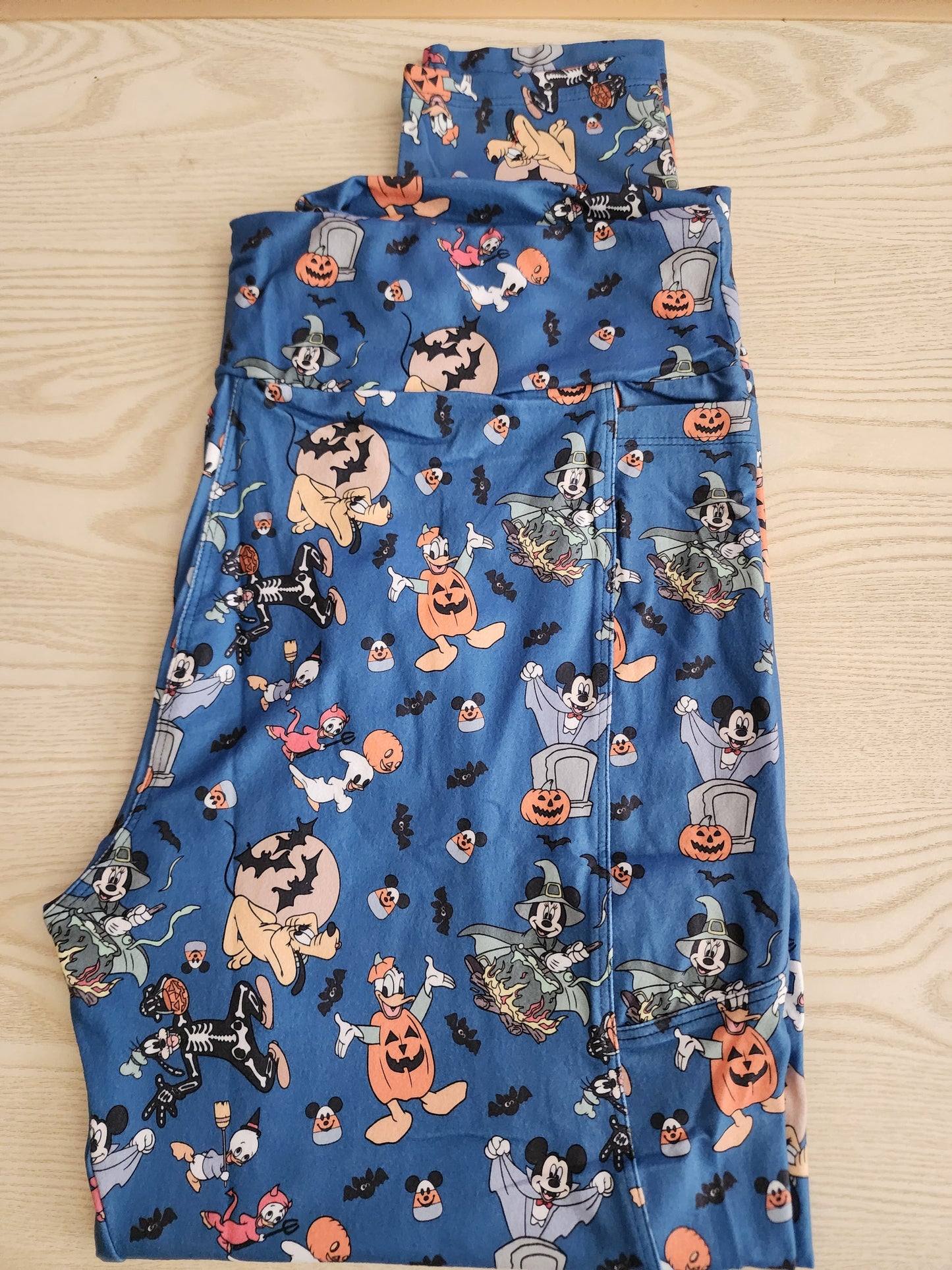 CP Disney Mickey and Friends Halloween Leggings