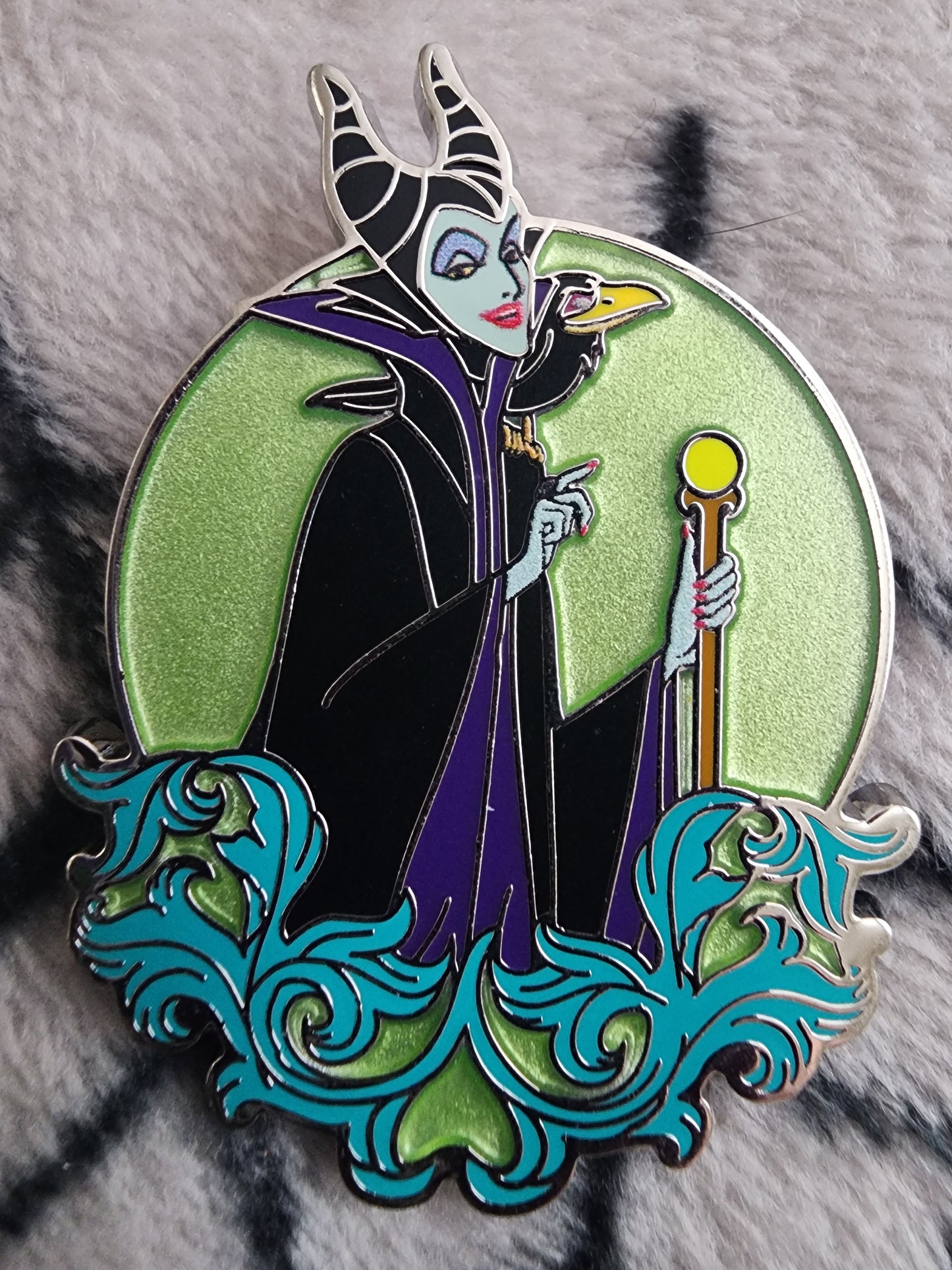 Our Universe Disney Villains Mystery Pins