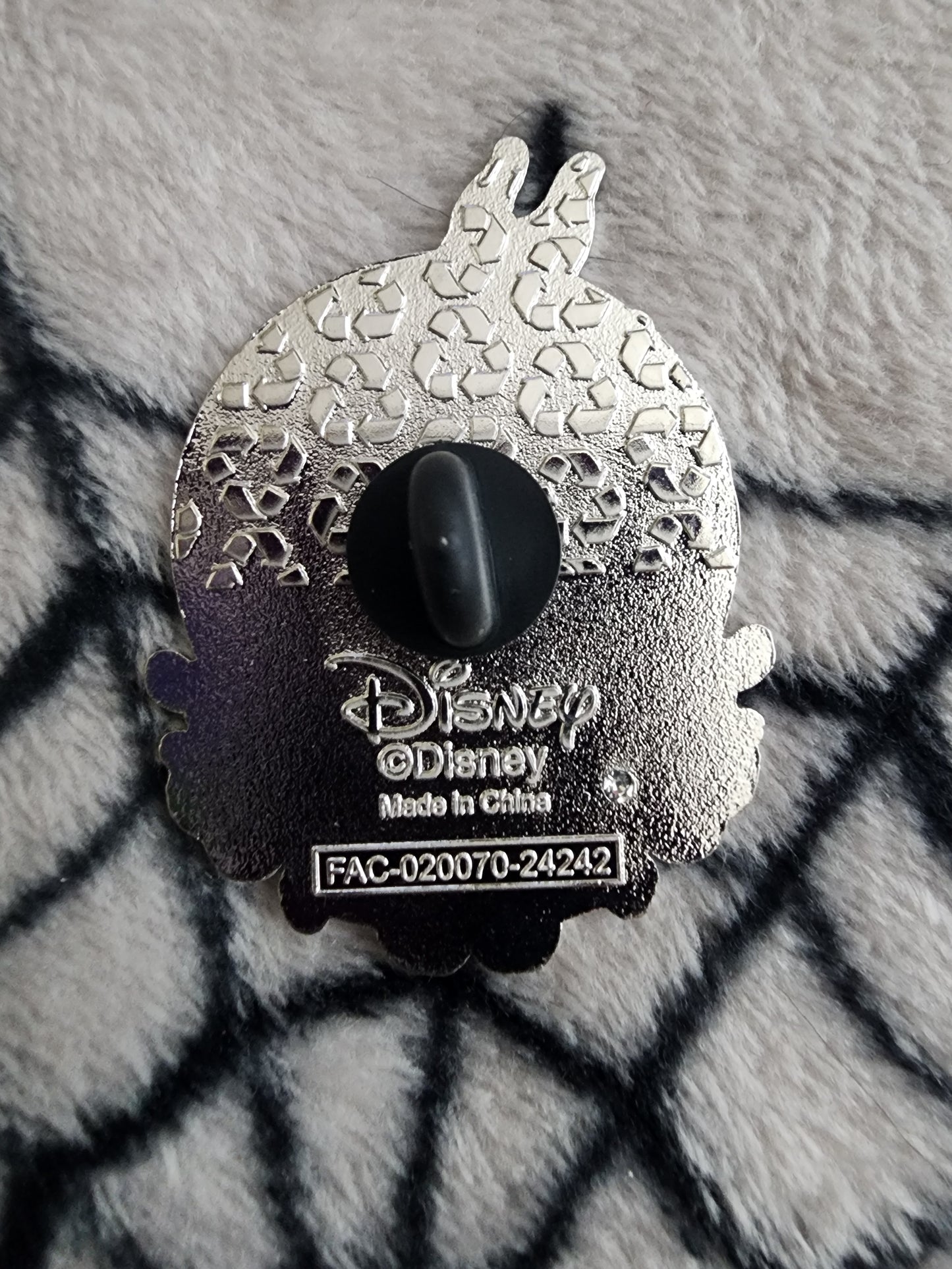 Our Universe Disney Villains Mystery Pins