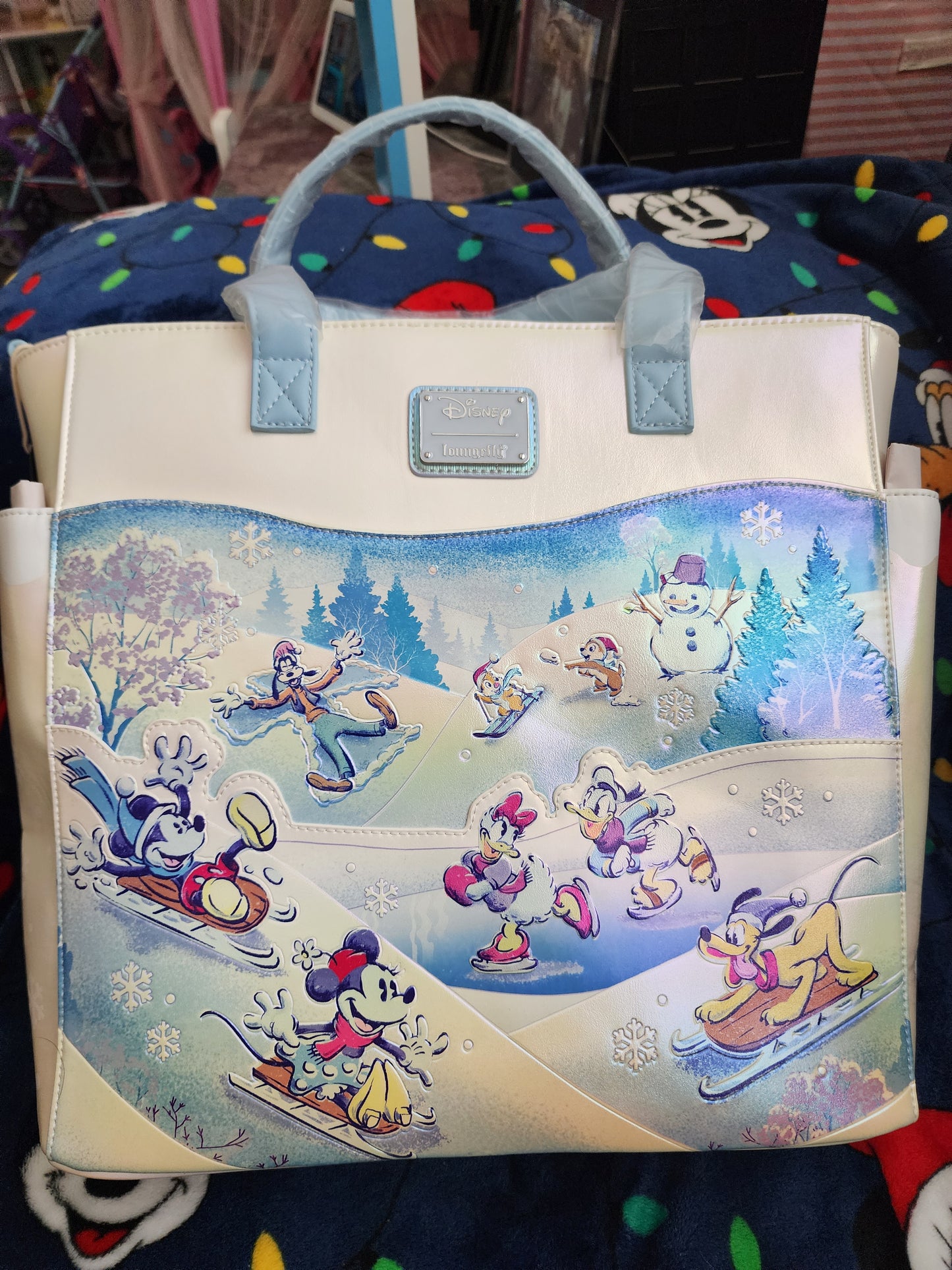 Loungefly Disney Mickey and Friends Winter Fun Tote Bag/Handbag