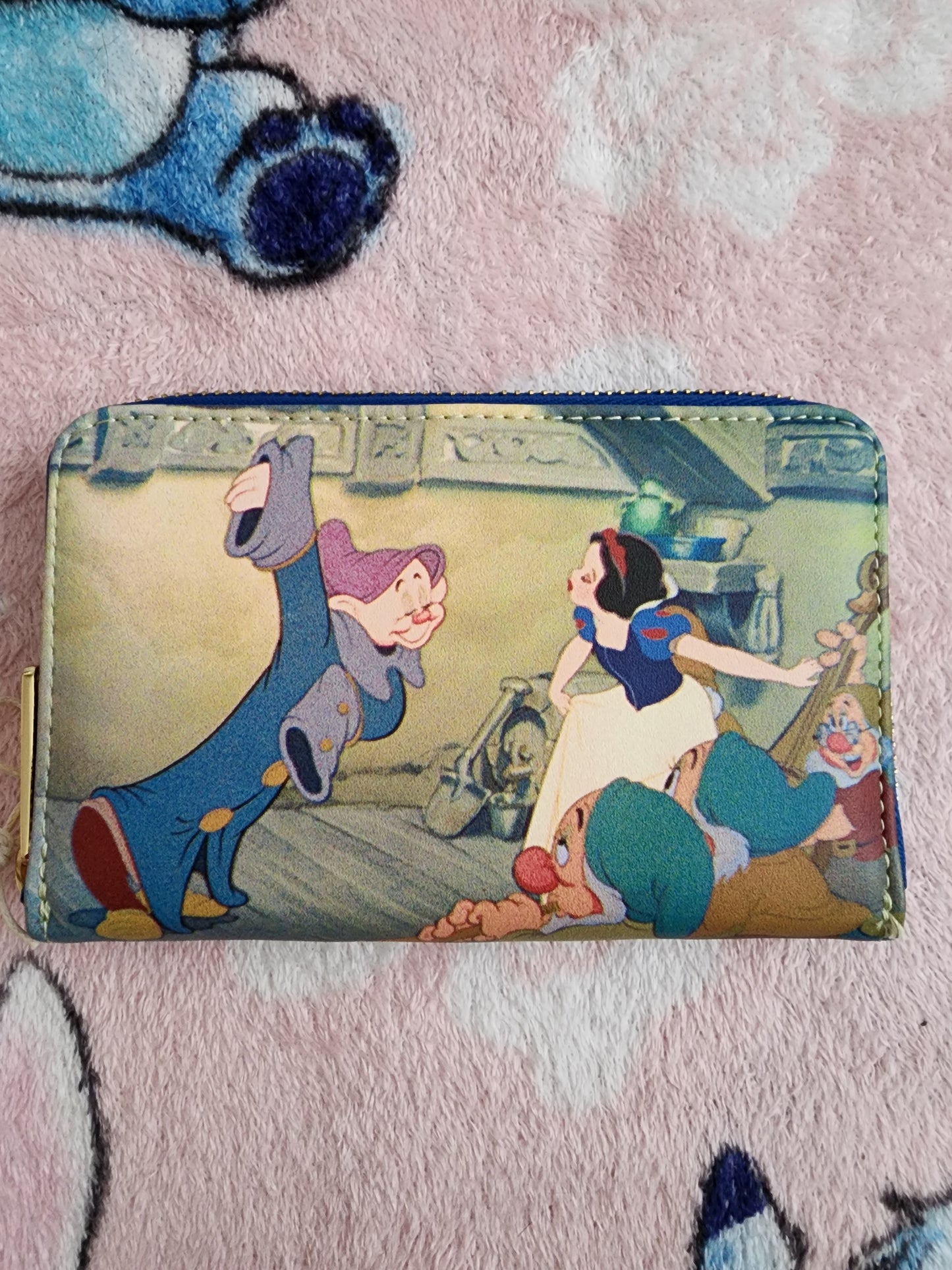 Loungefly Disney Snow White and The Seven Drawfs Wallet