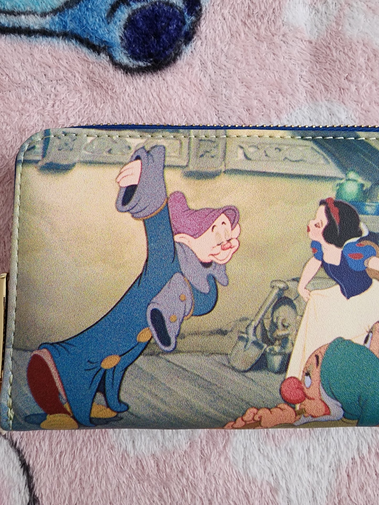 Loungefly Disney Snow White and The Seven Drawfs Wallet