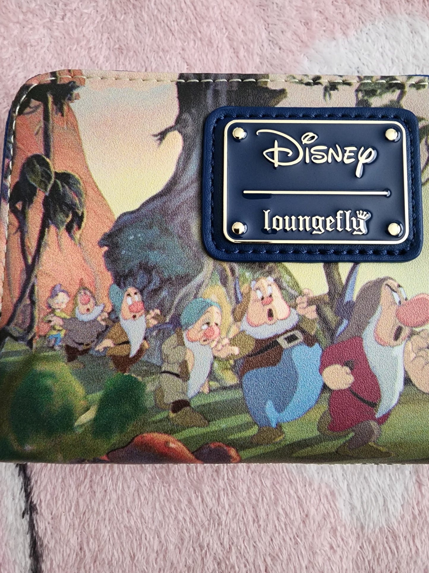 Loungefly Disney Snow White and The Seven Drawfs Wallet