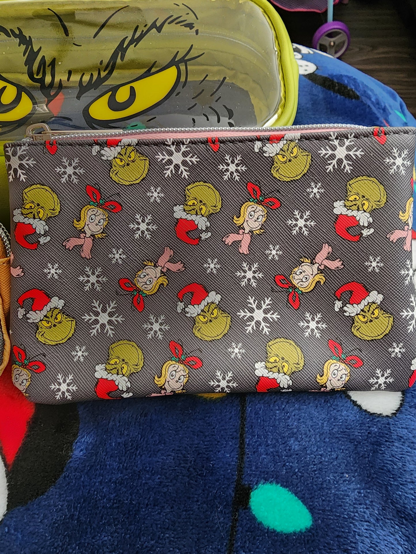 The Grinch Holiday Cosmetic Bags Set