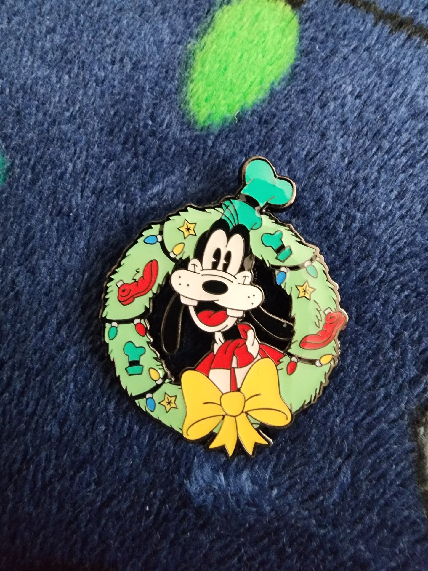 Loungefly Disney Mickey and Friends Christmas Wreath Mystery Pins