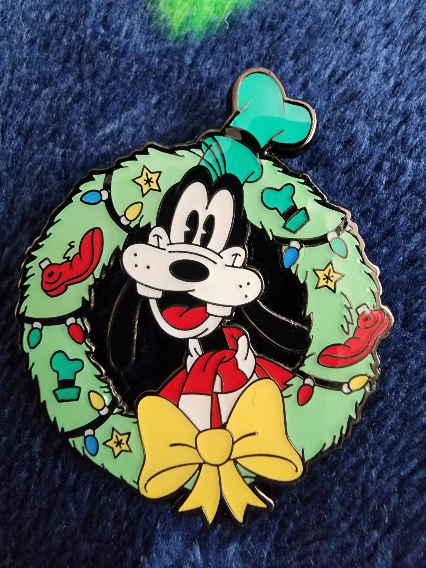 Loungefly Disney Mickey and Friends Christmas Wreath Mystery Pins