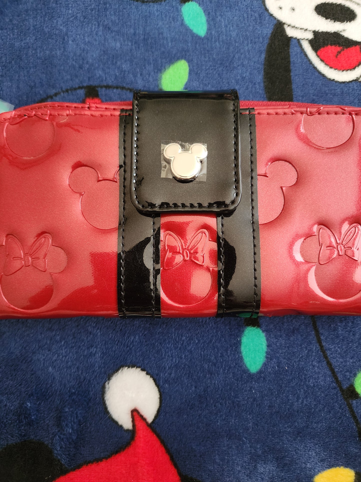 Loungefly Disney Patentleather Embossed Minnie Mouse Wallet