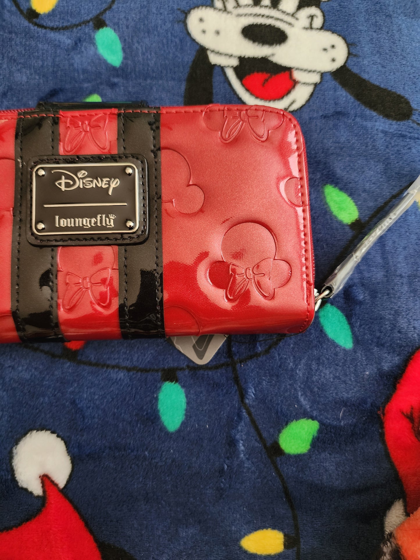 Loungefly Disney Patentleather Embossed Minnie Mouse Wallet