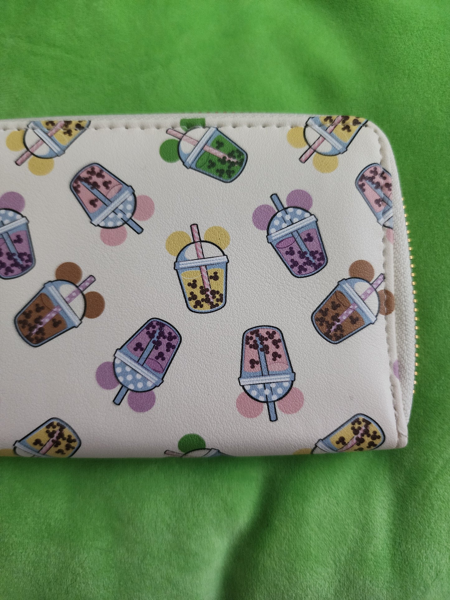 Danielle Nicole Disney Mickey Boba Wallet