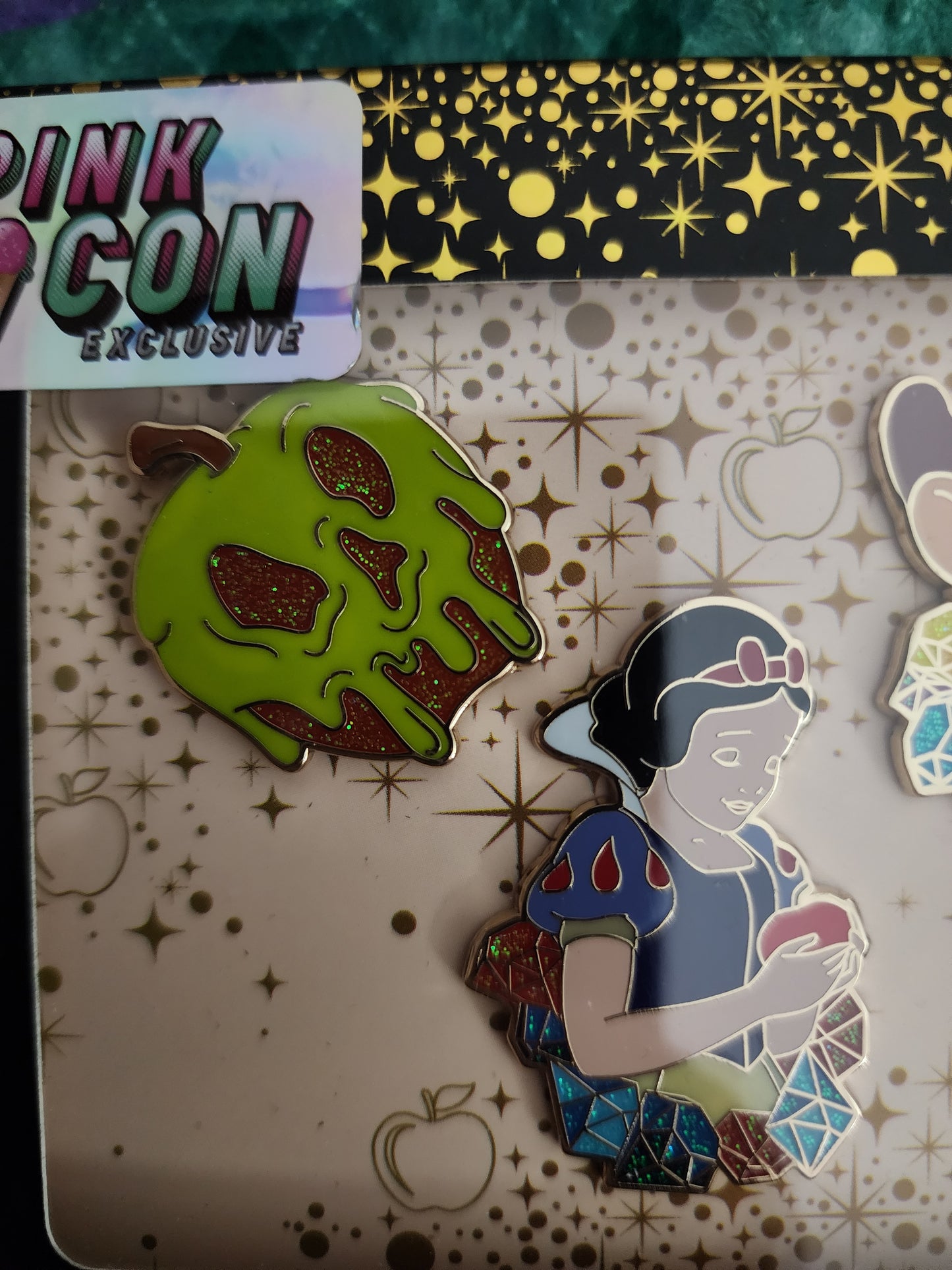 Disney Snow White Limited Edition Pin Set