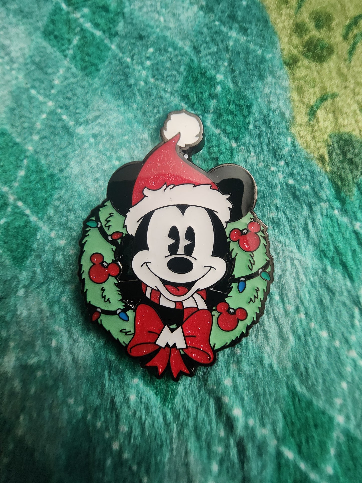 Loungefly Disney Mickey and Friends Christmas Wreath Exclusive Mystery Pins