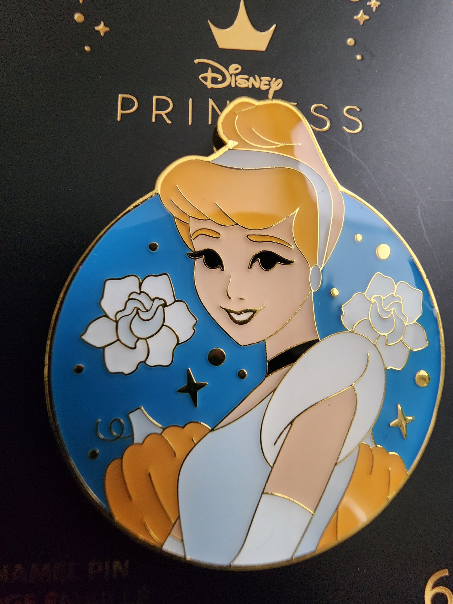 Loungefly Disney Cinderella Portrait Circular Pin