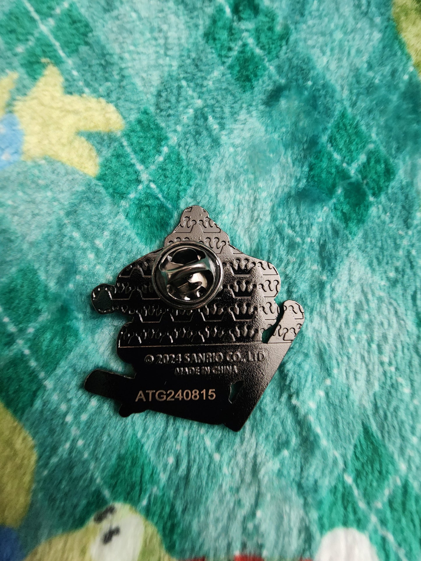 Loungefly Hello Kitty and Friends Skiing Mystery Pins