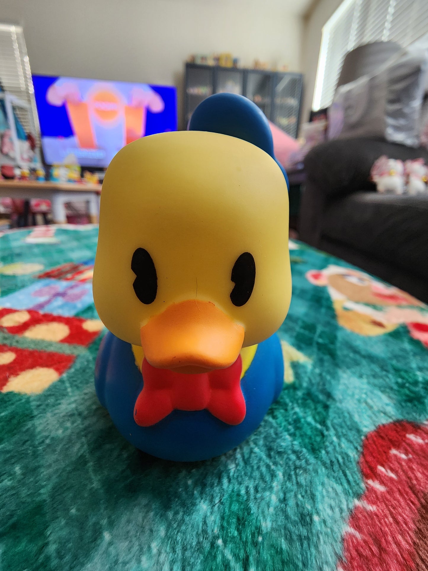 Disney Donald Duck Rubber Duckie