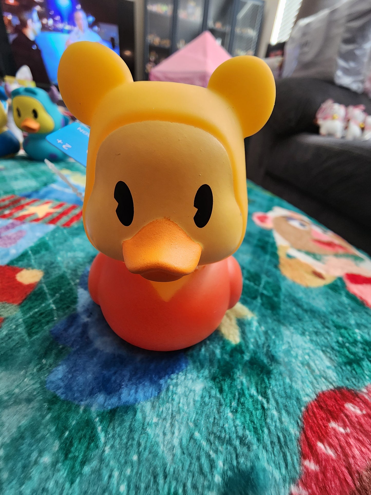 Disney Winnie the Pooh Rubber Duckie