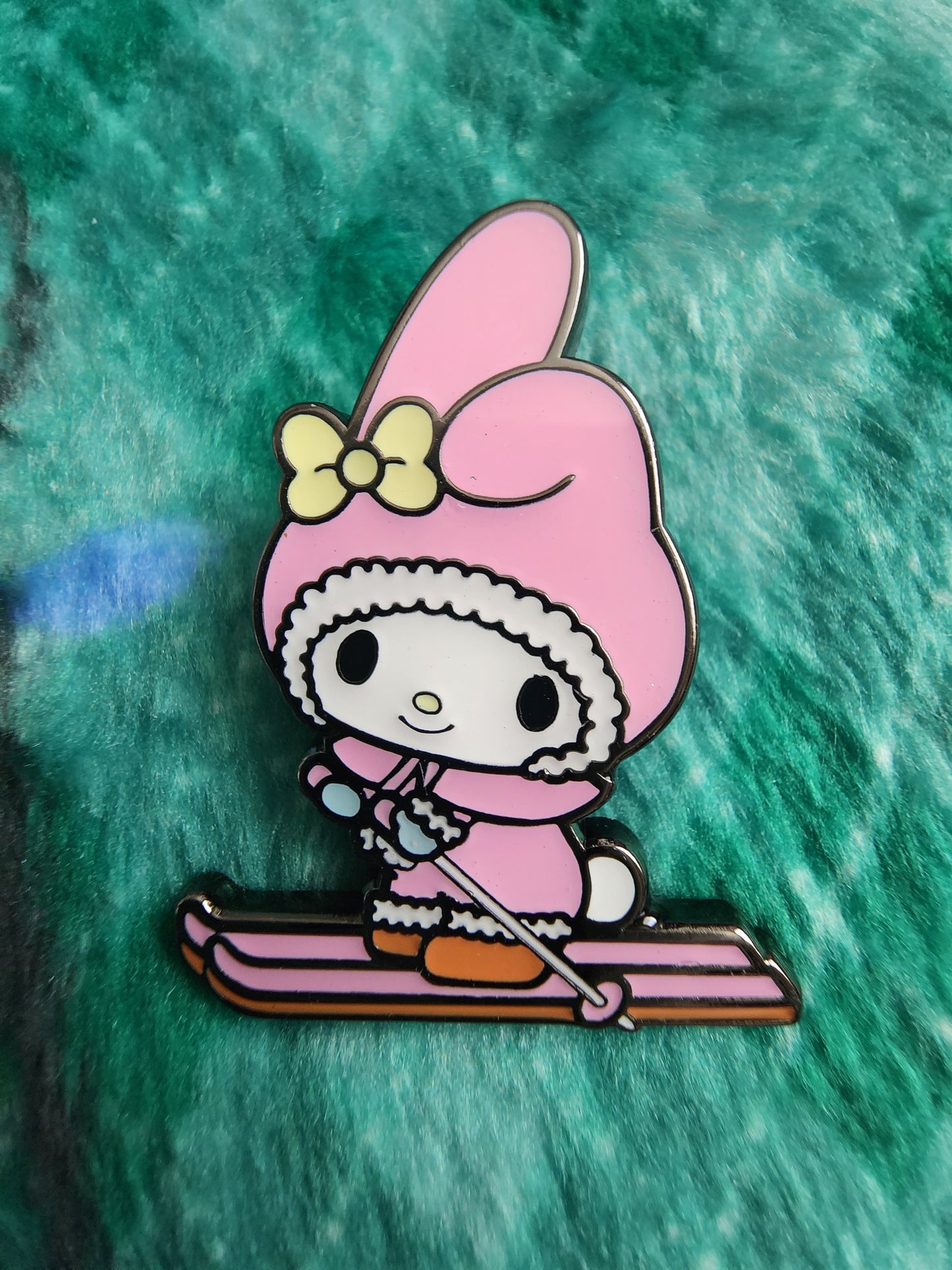 Loungefly Hello Kitty and Friends Skiing Mystery Pins