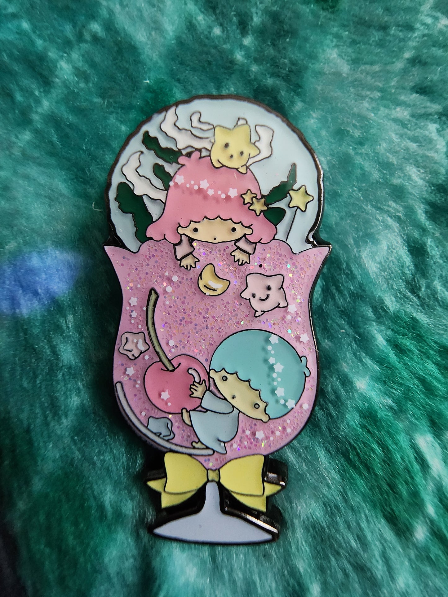 Loungefly Hello Kitty and Friends Fruit Drink Mystery Pins