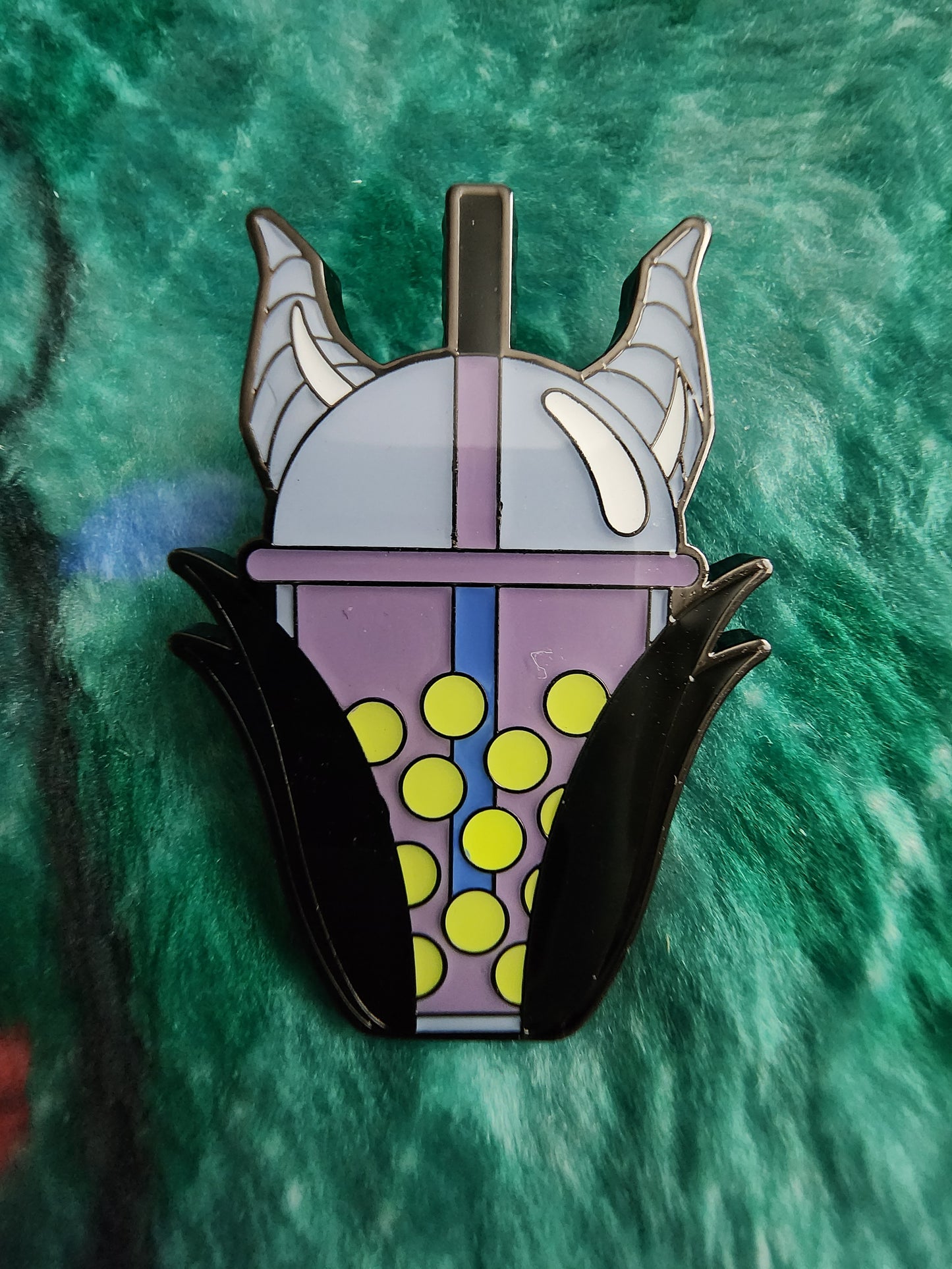 Loungefly Disney Villains Drink Mystery Pins