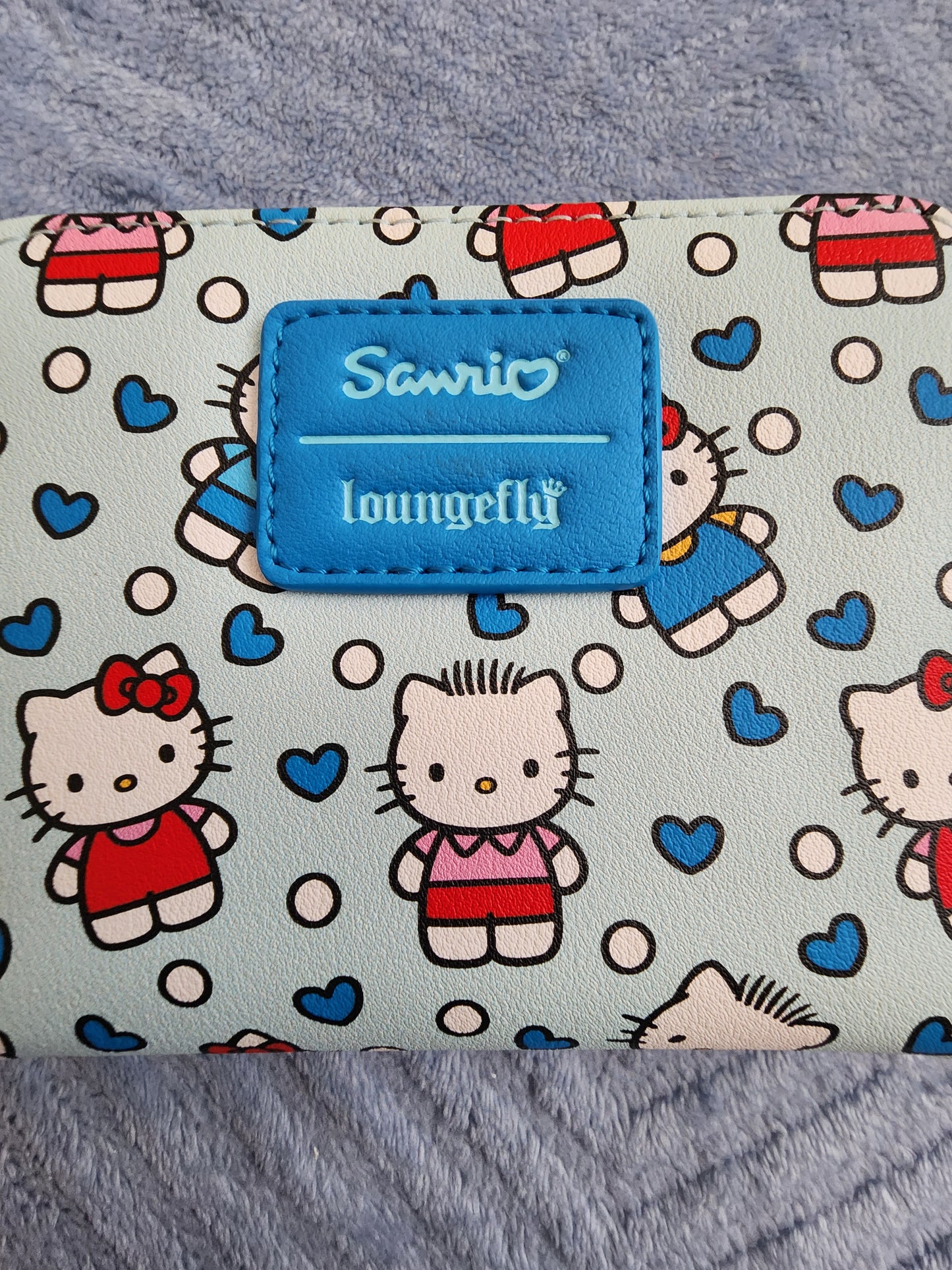 Loungefly Hello Kitty Hearts Wallet