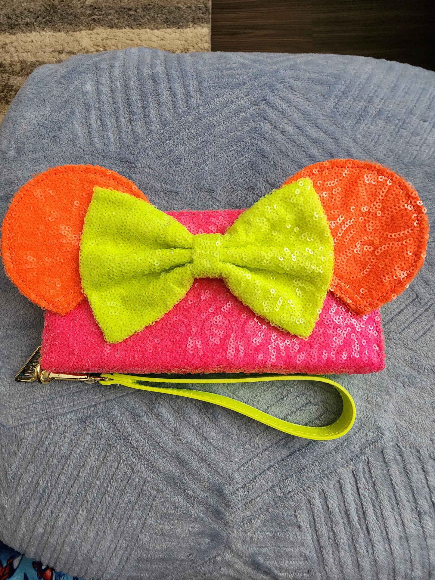 Loungefly Exclusive Disney Minnie Mouse Neon Wallet/Wristlet